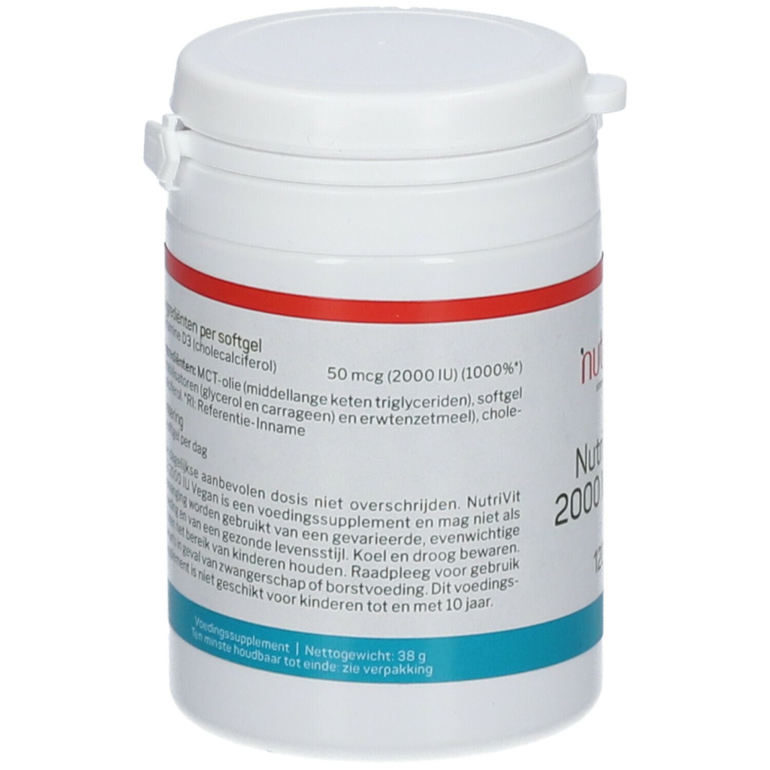 Witte pot met rode band. Opschrift: NutriVit D3 2000 IU Vegan. Tekst met ingrediënten en dosering. Klapdeksel.