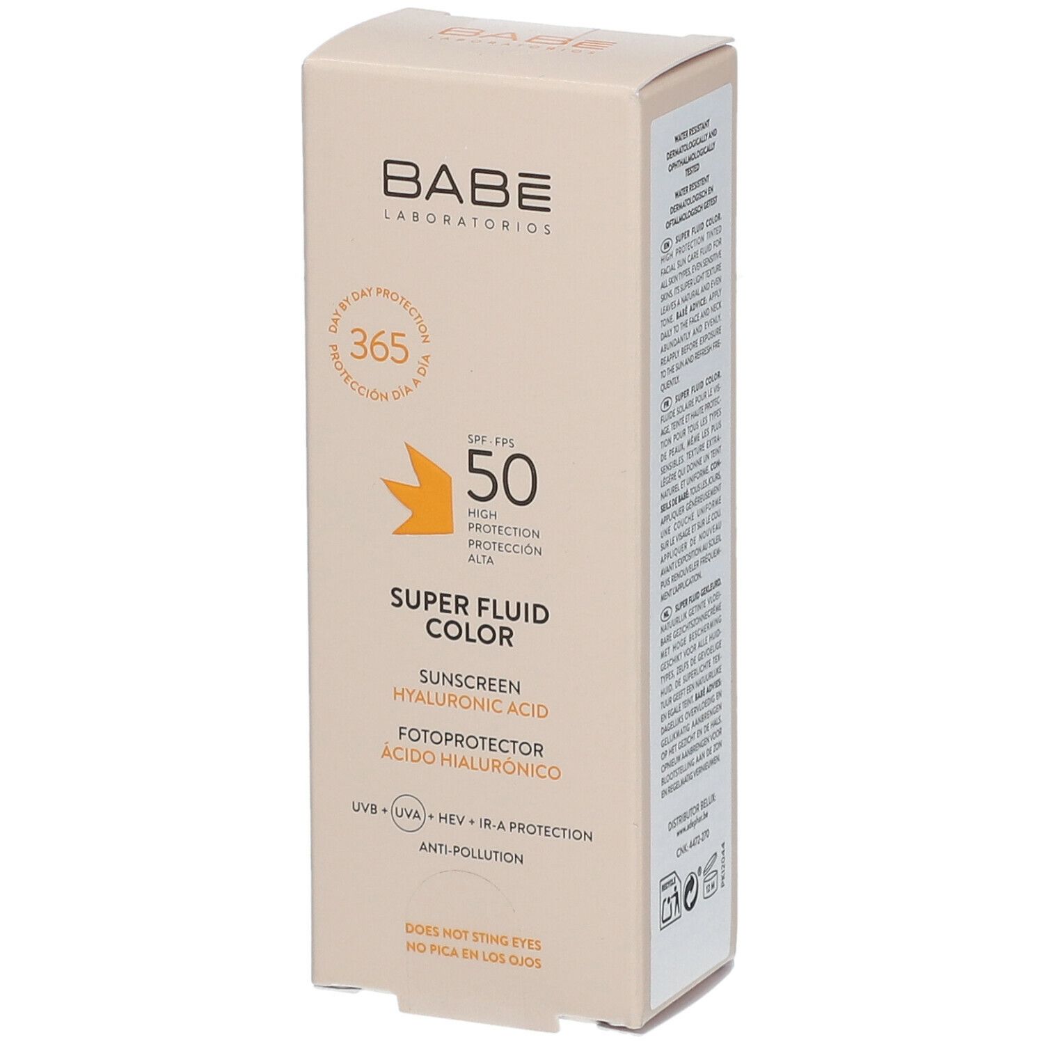 Boîte beige. Inscriptions: BABÉ Laboratorios, Super Fluid Color, SPF 50. Contient de l'acide hyaluronique. 50 ml.