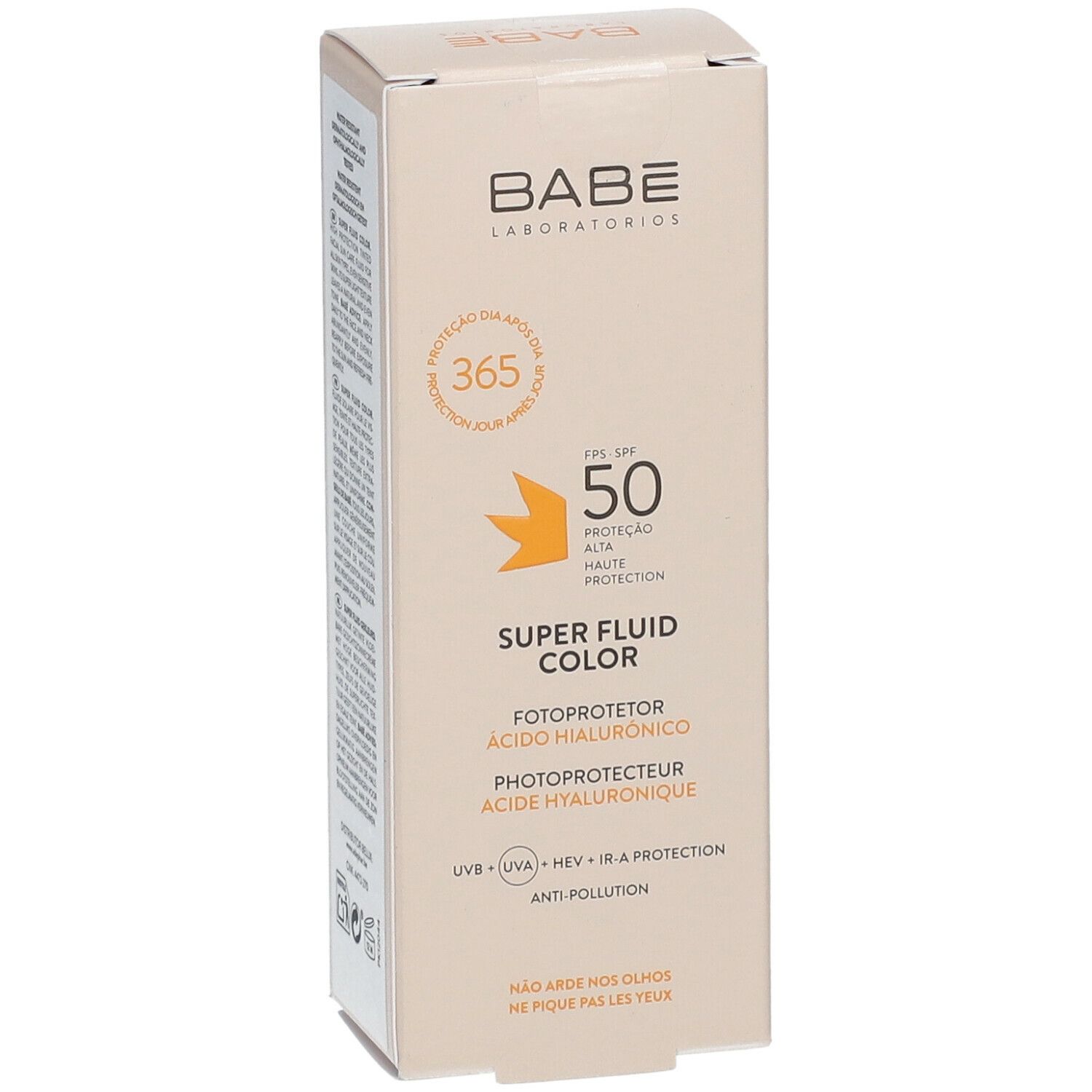 Boîte beige. Inscriptions: BABÉ Laboratorios, Super Fluid Color, SPF 50. Contient de l'acide hyaluronique. 50 ml.