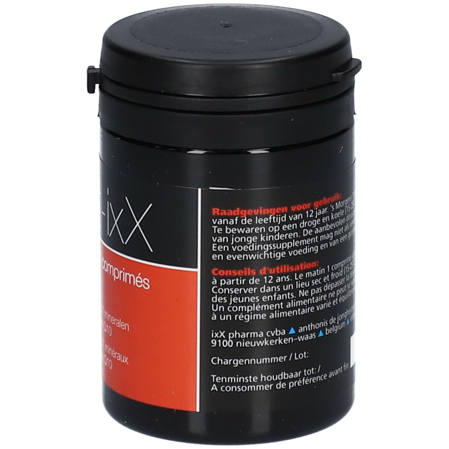 Zwarte pot met Mult-ixX. Label met productinformatie. Zwart deksel.