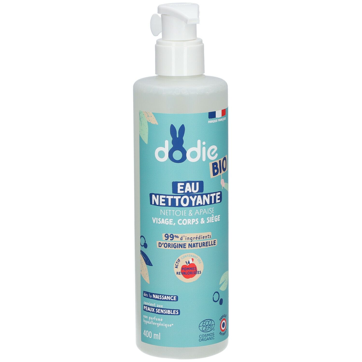 Flacon d'eau nettoyante avec pompe doseuse. Étiquette turquoise avec nom et logo du produit. Contient 99% d'ingrédients d'origine naturelle.
