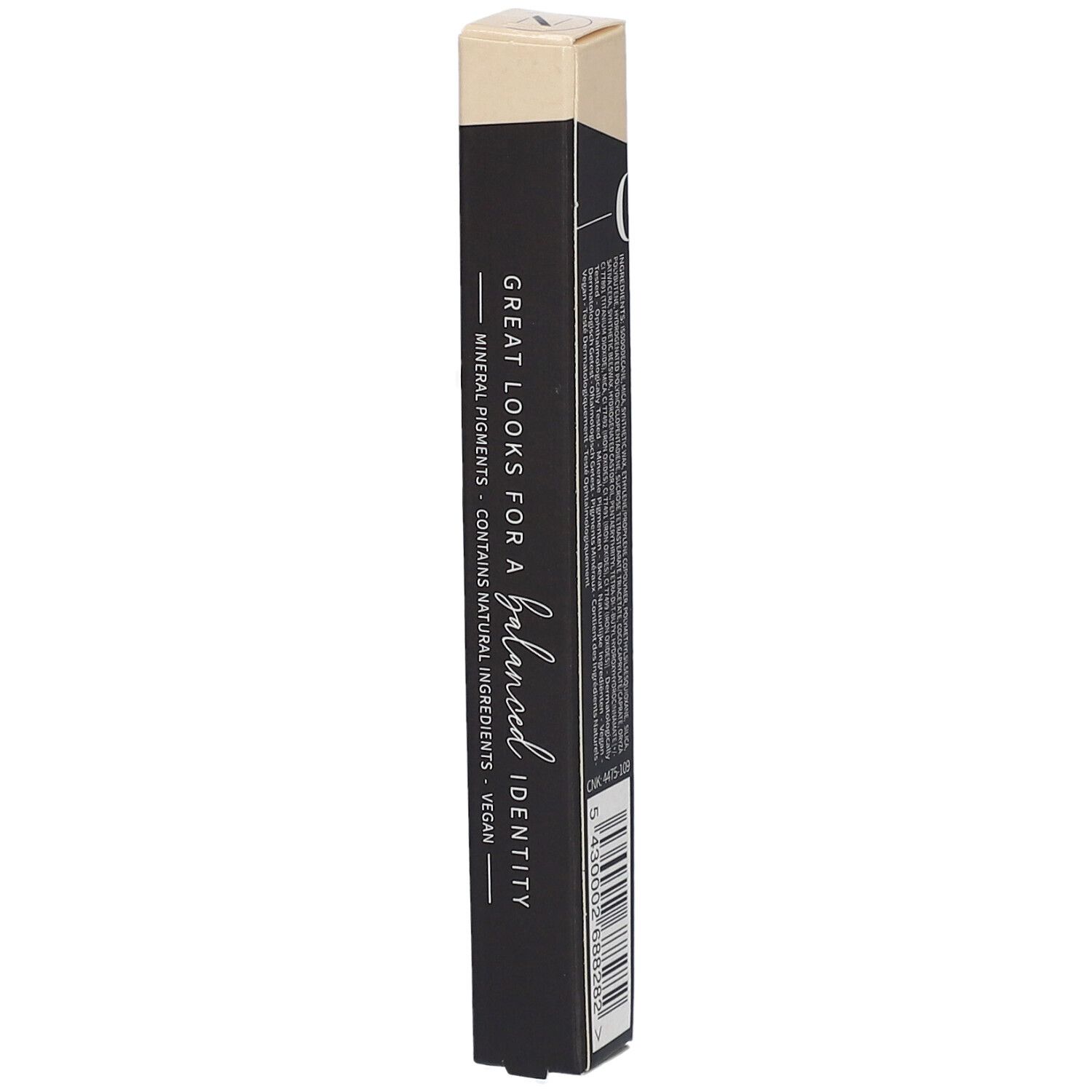 Schwarze Verpackung mit Text: "GREAT LOOKS FOR A BALANCED IDENTITY", "MINERAL PIGMENTS", "CONTAINS NATURAL INGREDIENTS", "VEGAN".