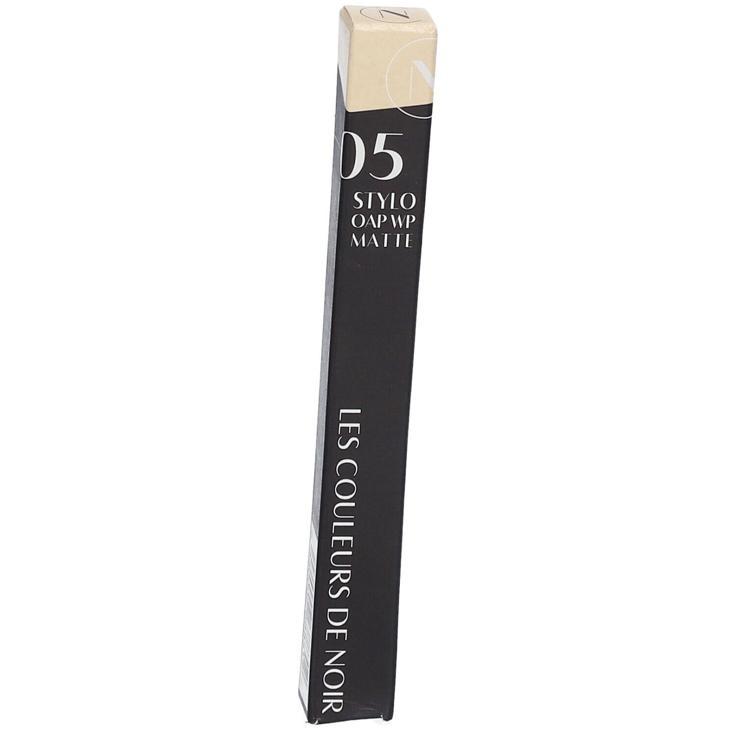 Schwarze längliche Verpackung mit Produktinformationen. Aufschrift: 05 Stylo OAP WP Matte. LES COULEURS DE NOIR.