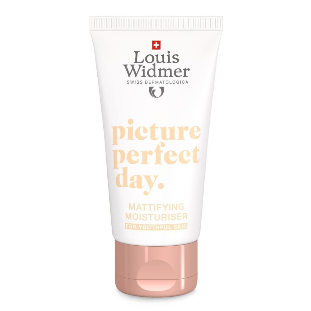 Crèmetube met productnaam en logo. Witte tube met roze dop. Tekst: picture perfect day. Mattifying Moisturiser.