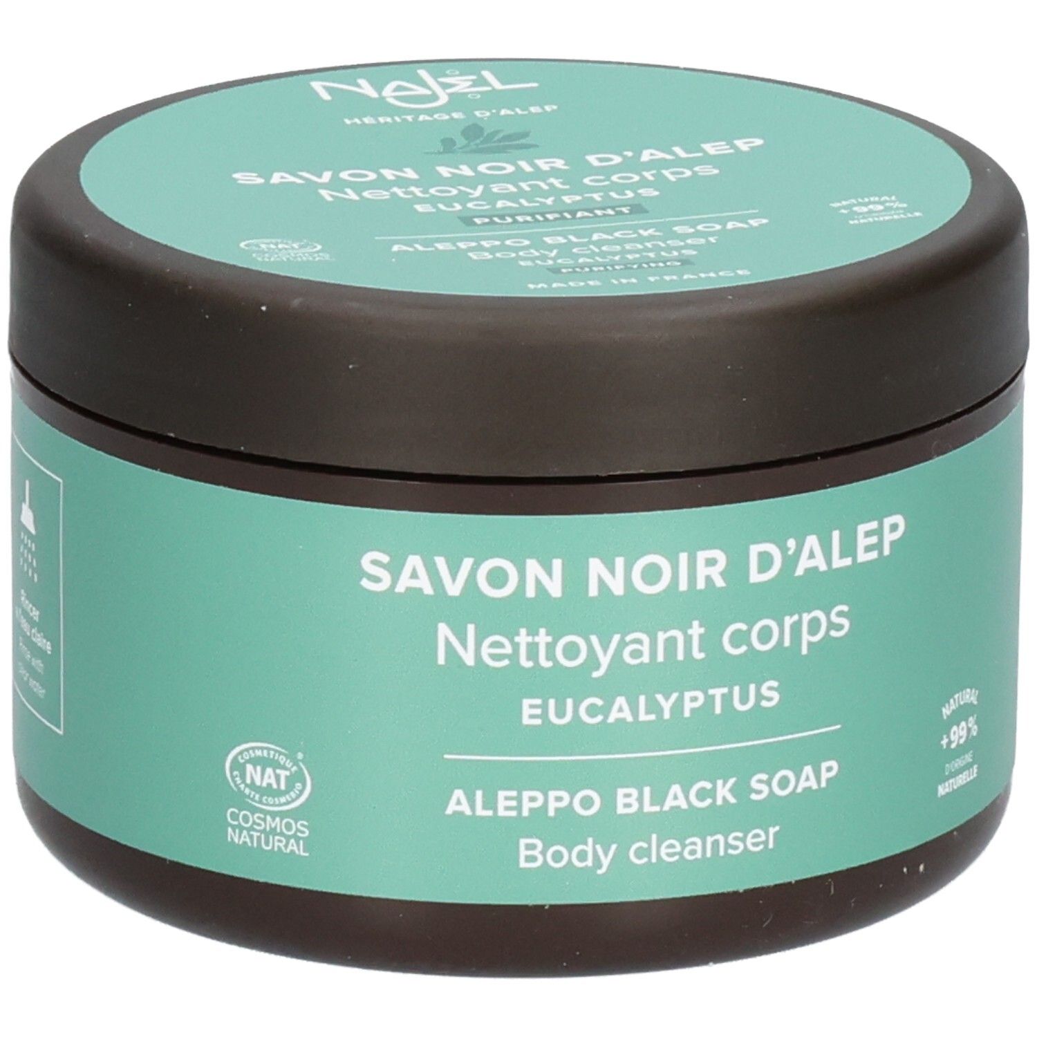 Runde Dose mit braunem Deckel und grünem Etikett. Text: Savon Noir d'Alep, Eucalyptus, Aleppo Black Soap.