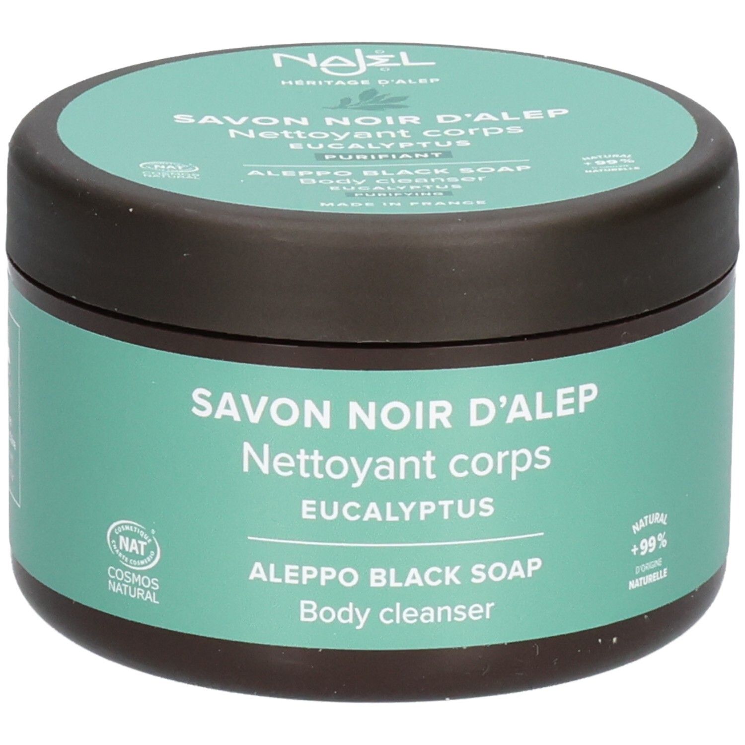 Runde Dose mit braunem Deckel und grünem Etikett. Text: Savon Noir d'Alep, Eucalyptus, Aleppo Black Soap.