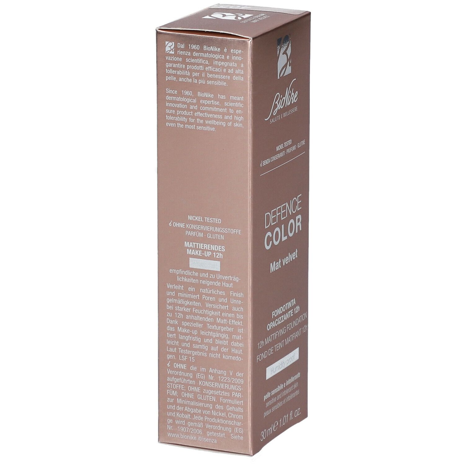 BioNike Defence Color Mat Velvet Foundation-Verpackung. Enthält 30 ml. Aufschrift: Nickel Tested, 4 Free.