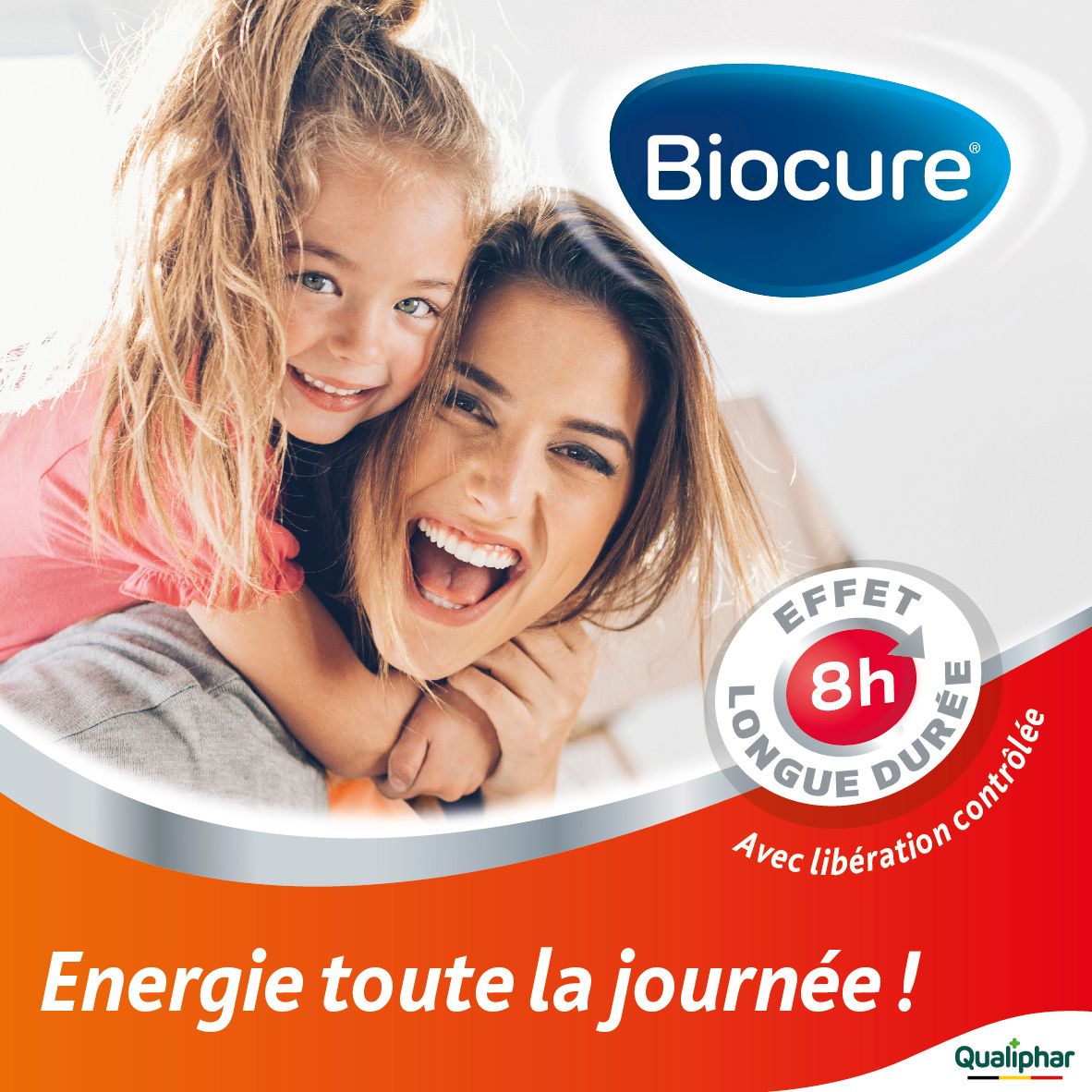 Mère et enfant souriantes. Logo Biocure, effet 8h, énergie toute la journée.