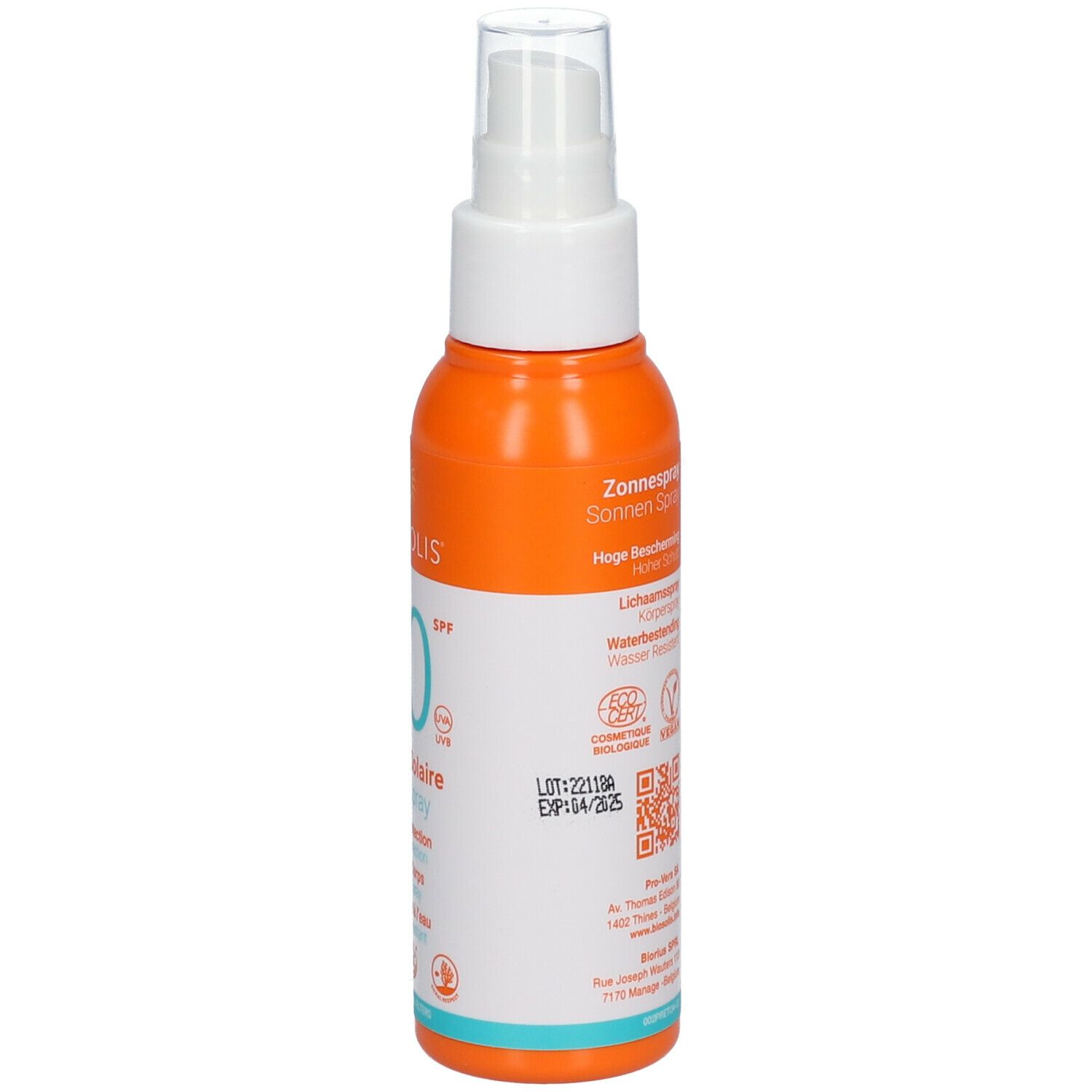 Dos du flacon de spray solaire. Texte : Zonne Spray, vegan, date de péremption. Orange et blanc.