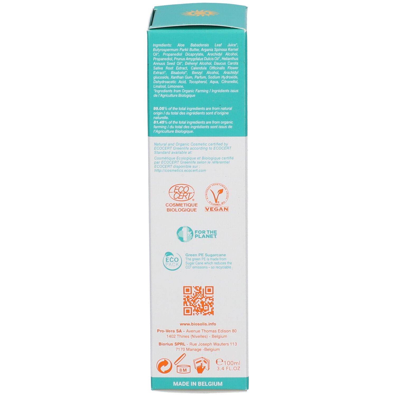 Rückseite der Produktbox After Sun Milk. Text: Inhaltsstoffe, Öko-Zertifizierungen, QR-Code, Vegan-Logo. Türkis-weißes Design.