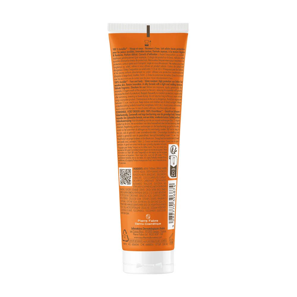 Dos du tube de crème solaire. Informations textuelles, ingrédients, QR code, informations fabricant.