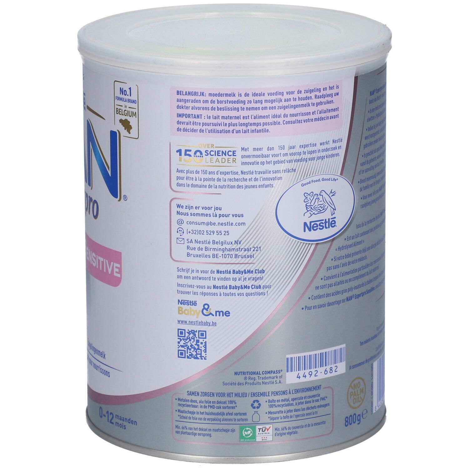 Dos de la boîte Nestlé NAN ExpertPro Sensitive. Texte multilingue. Boîte argentée avec des accents roses. 800g, 0-12 mois.