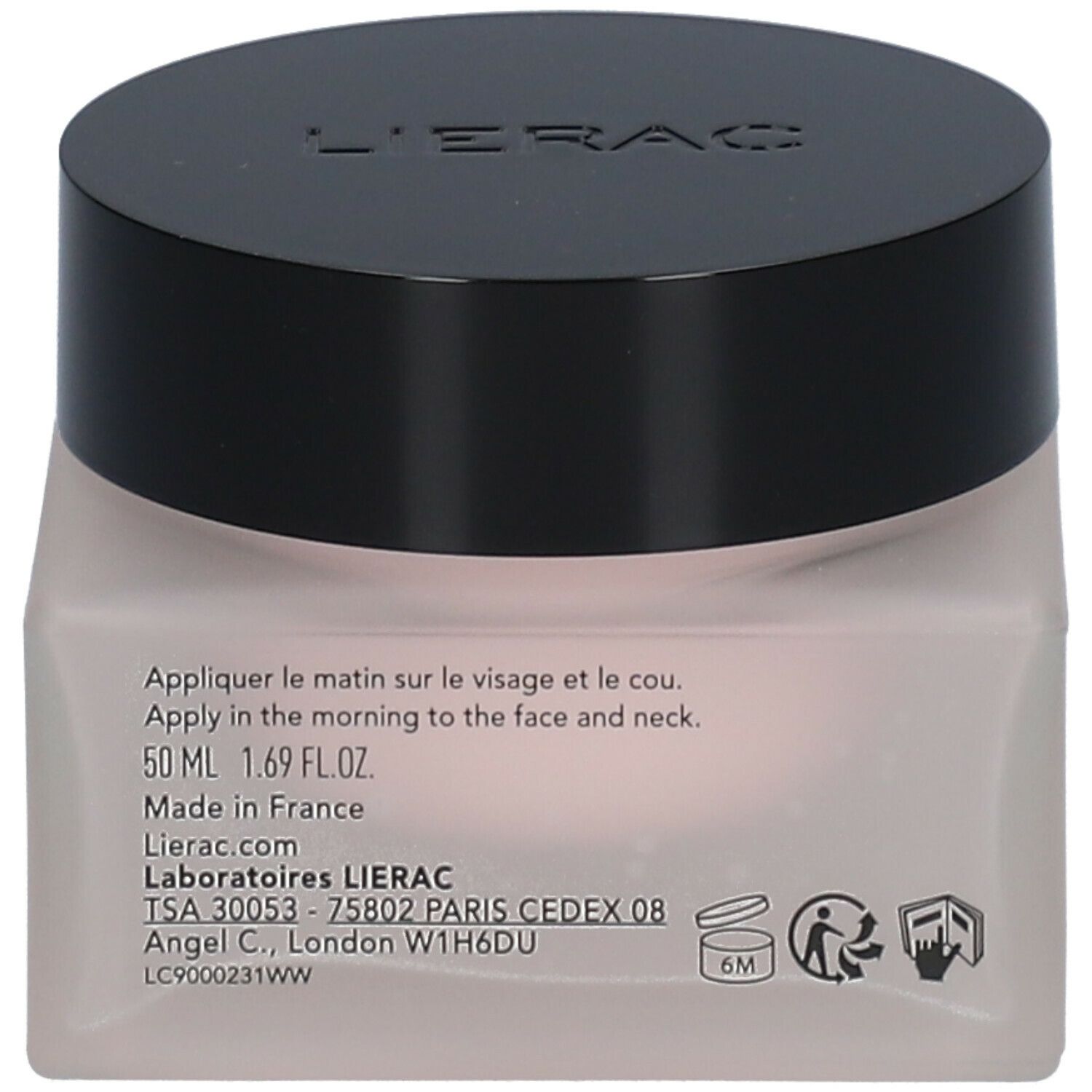 Pot de crème avec couvercle noir. Des informations sont imprimées sur le pot, dont "50 ml 1.69 FL.OZ." et "Made in France".