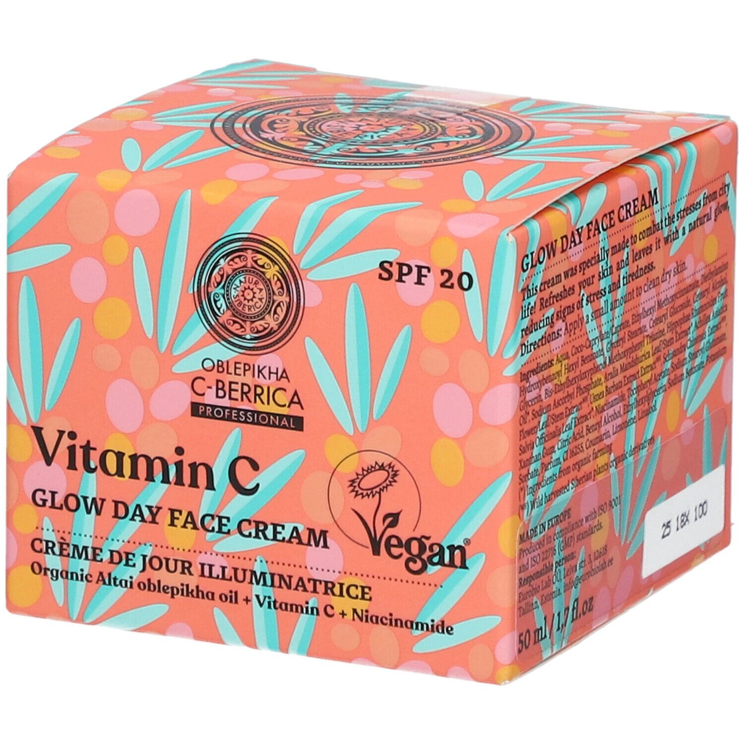 Boîte de crème de jour illuminatrice SPF 20 Vitamin C. Logo de tournesol végétalien et Oblepikha C-Berrica. Ingrédients visibles.
