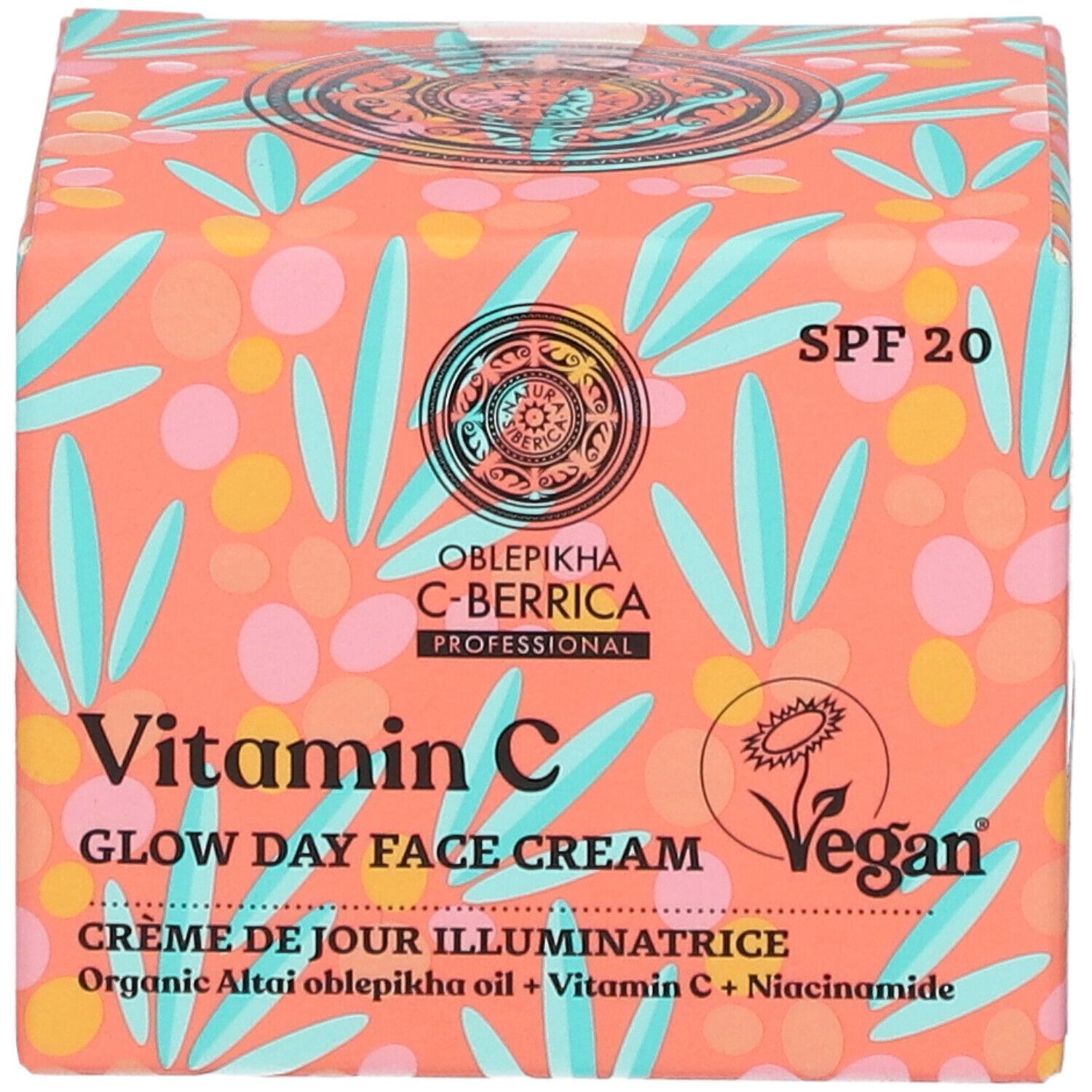 Boîte Vitamin C Glow Day Face Cream SPF 20. Logo végétalien et Oblepikha C-Berrica. Nom du produit et ingrédients.