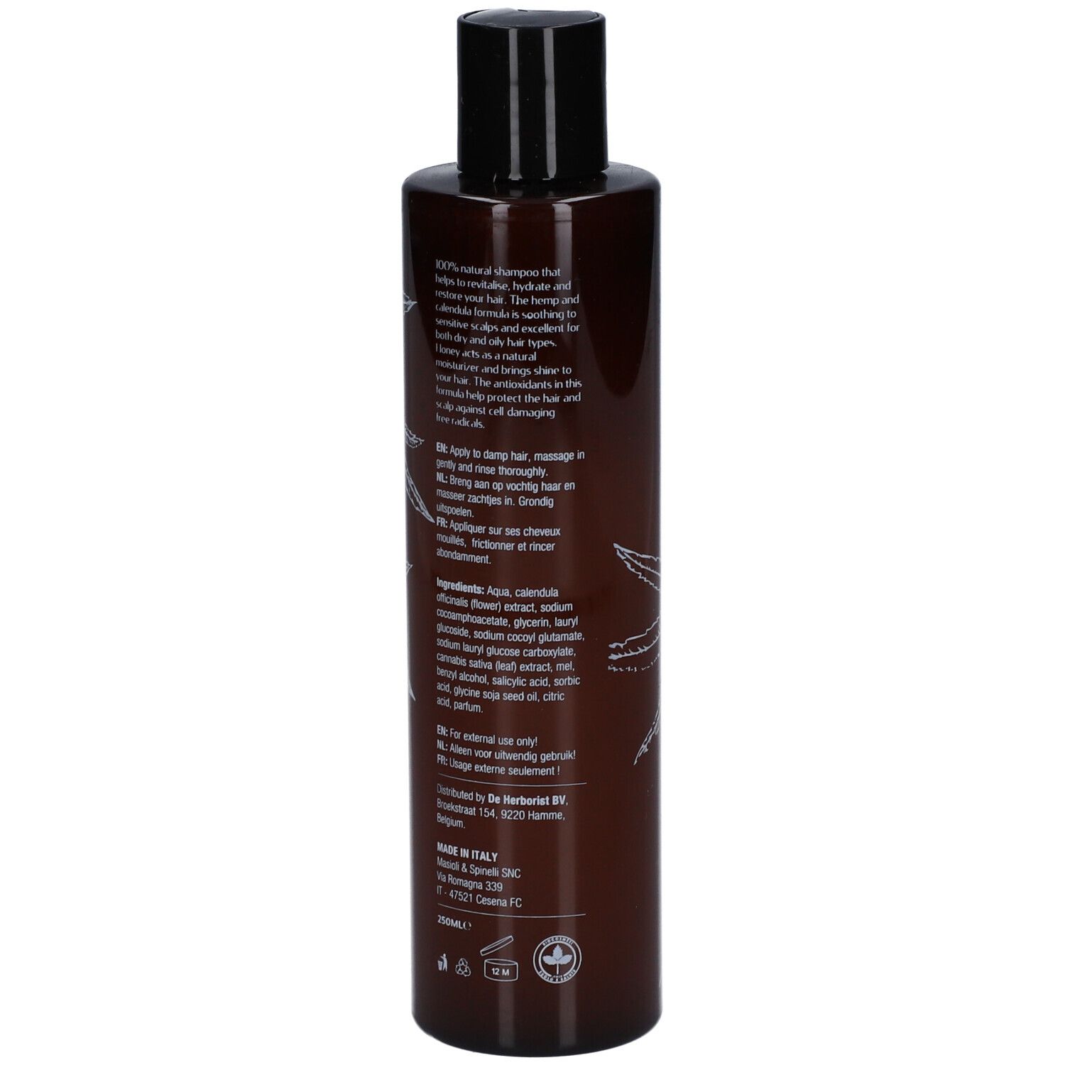 Bruine shampoo fles met zwarte dop. Achterkant met tekst in meerdere talen. Hennepblad decoratie.