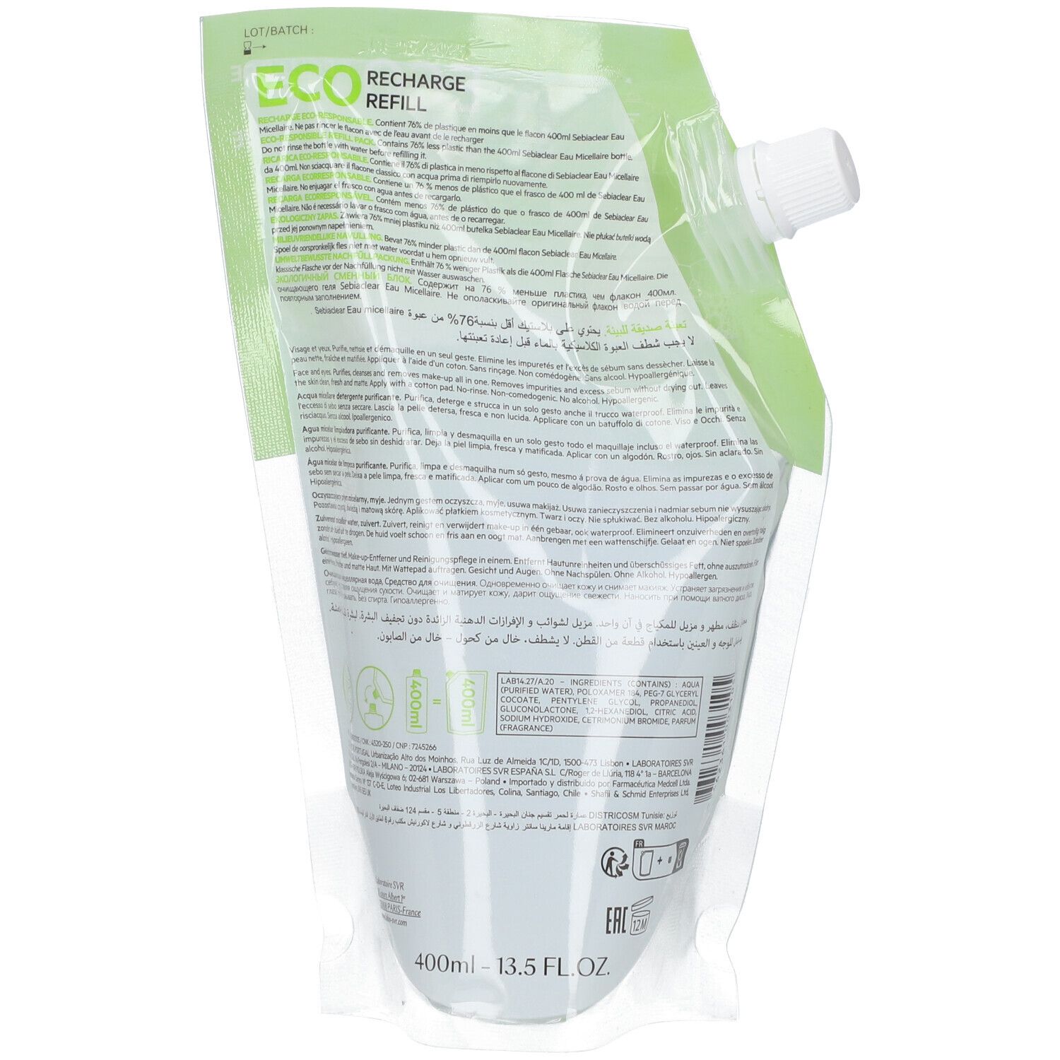 Rückseite des Nachfüllbeutels für Mizellenwasser. Transparente Verpackung mit grünem Oberteil. Text: "400ml - 13.5 FL. OZ.".