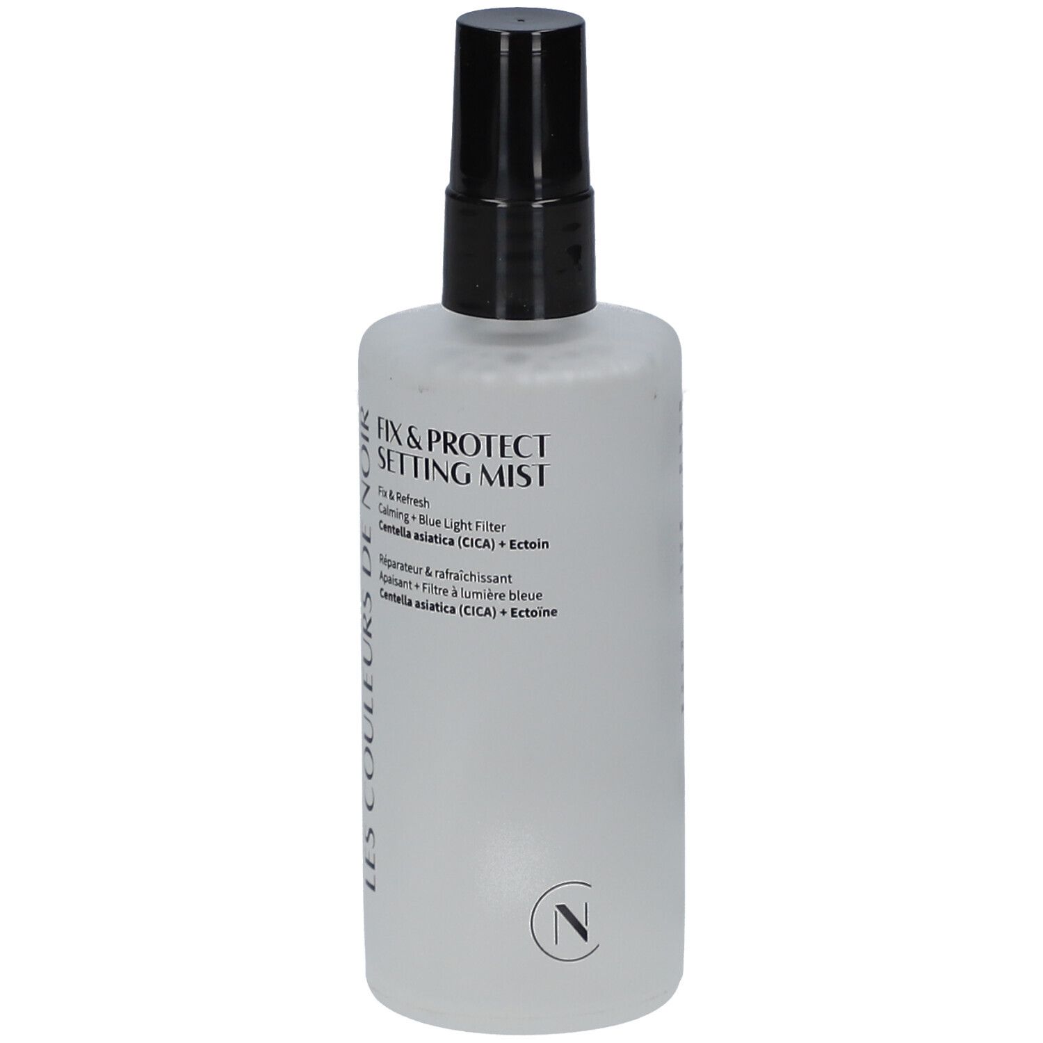 Flacon transparent avec bouchon noir. Inscription: Fix & Protect Setting Mist, Les Couleurs de Noir.
