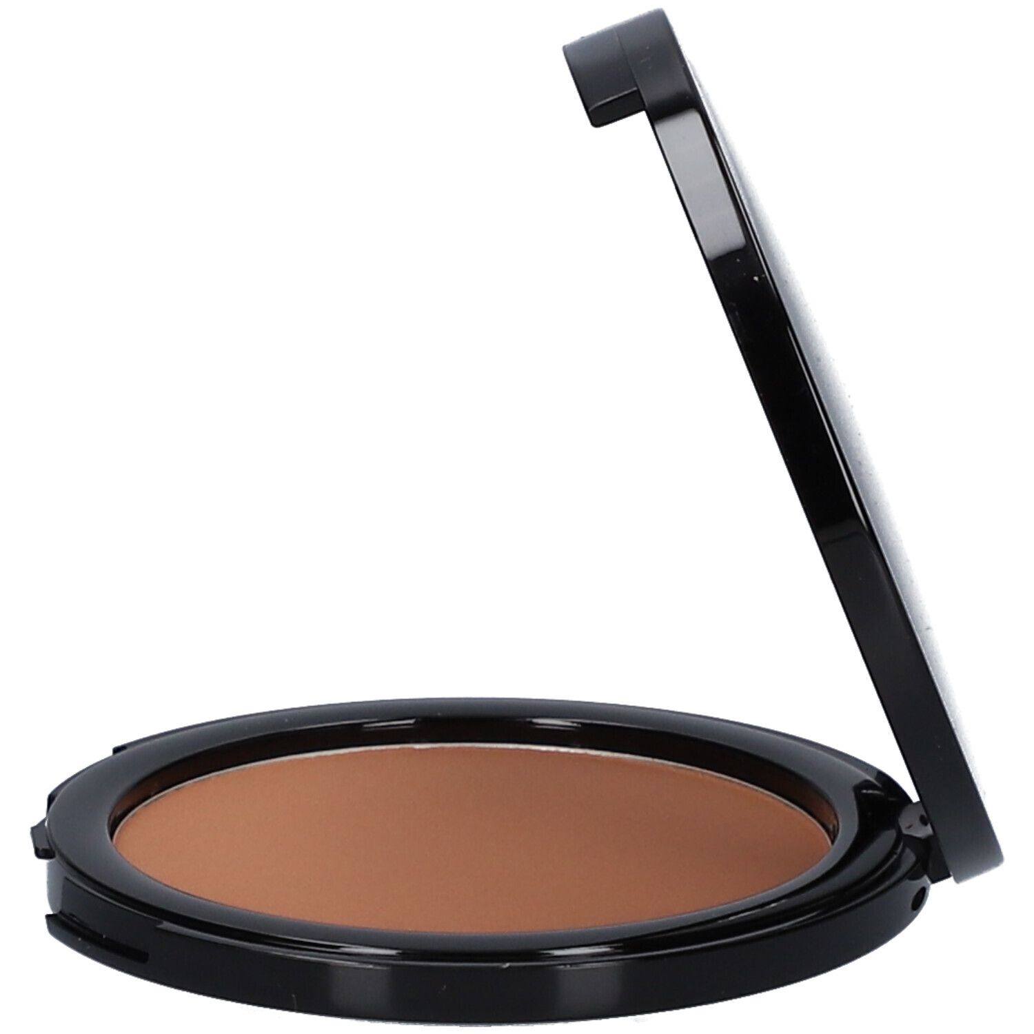 Bronzer compact ouvert. Boîtier noir avec poudre brune. Couvercle ouvert.