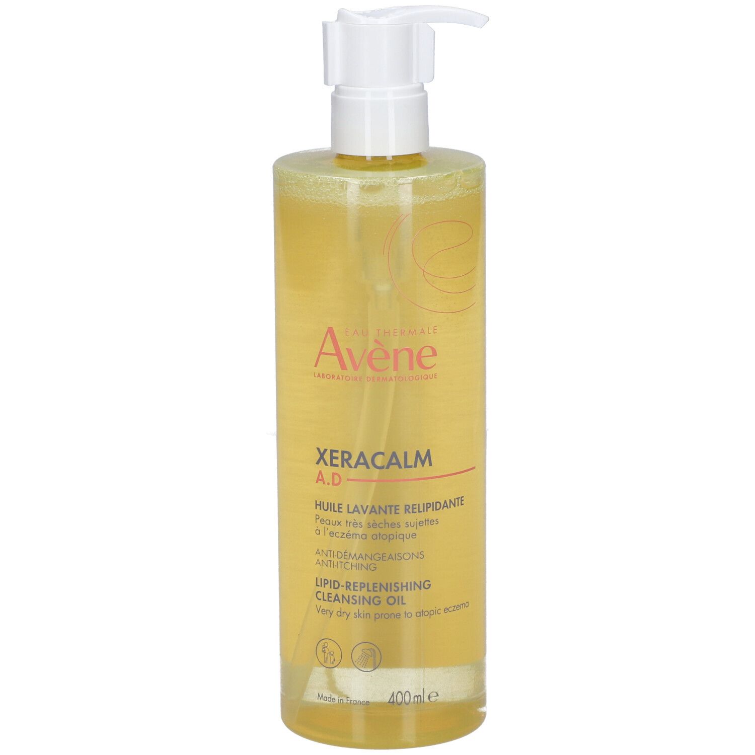 AVENE Xeracalm A.D Huile lavante relipidante. Fles met pomp. Geelachtige vloeistof. Merk en productnaam zichtbaar.