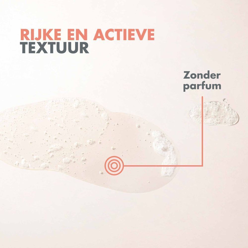 AVENE Xeracalm A.D Huile lavante relipidante. Voorkant van de fles. Tekst en logo's. Productkenmerken.