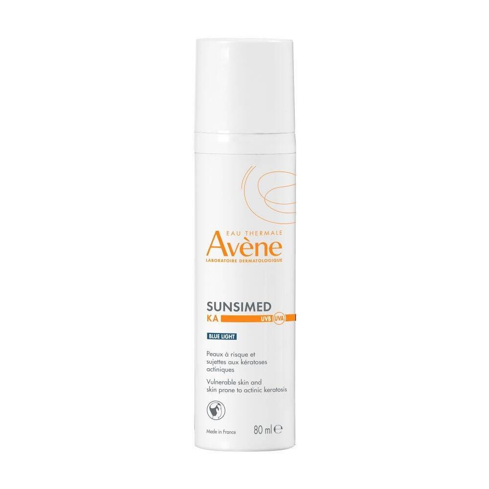 Witte fles met Avène SunsiMed KA SPF 50+. Witte dop. 80 ml.