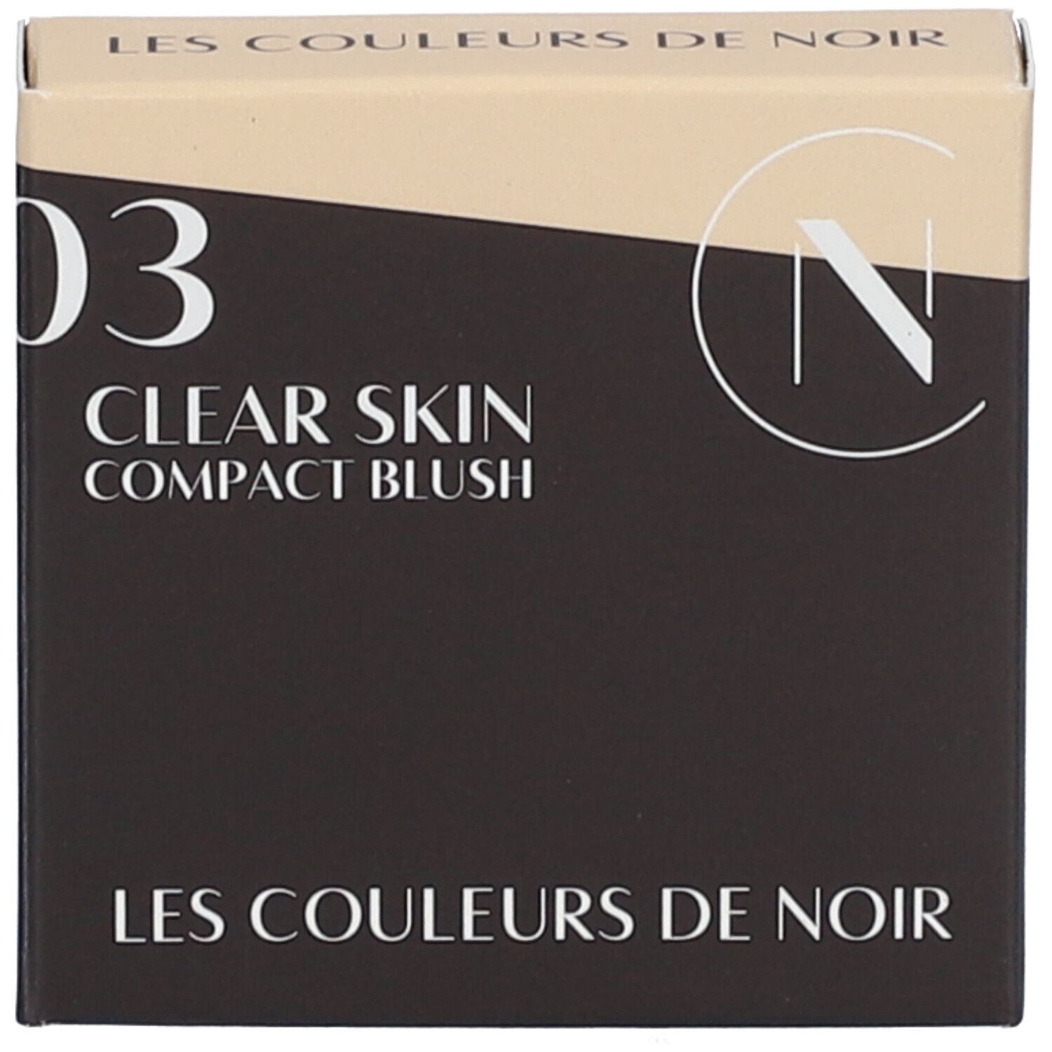 Emballage noir avec texte et logo. Texte '03 Clear Skin Compact Blush'.