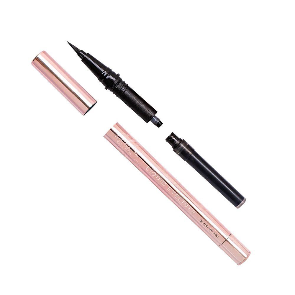 Stylo eyeliner en pièces détachées. Pointe, réservoir et capuchon.