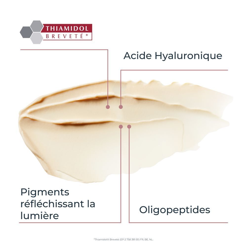 Texture crème. Texte: Acide Hyaluronique, Pigments réfléchissants, Oligopeptides.