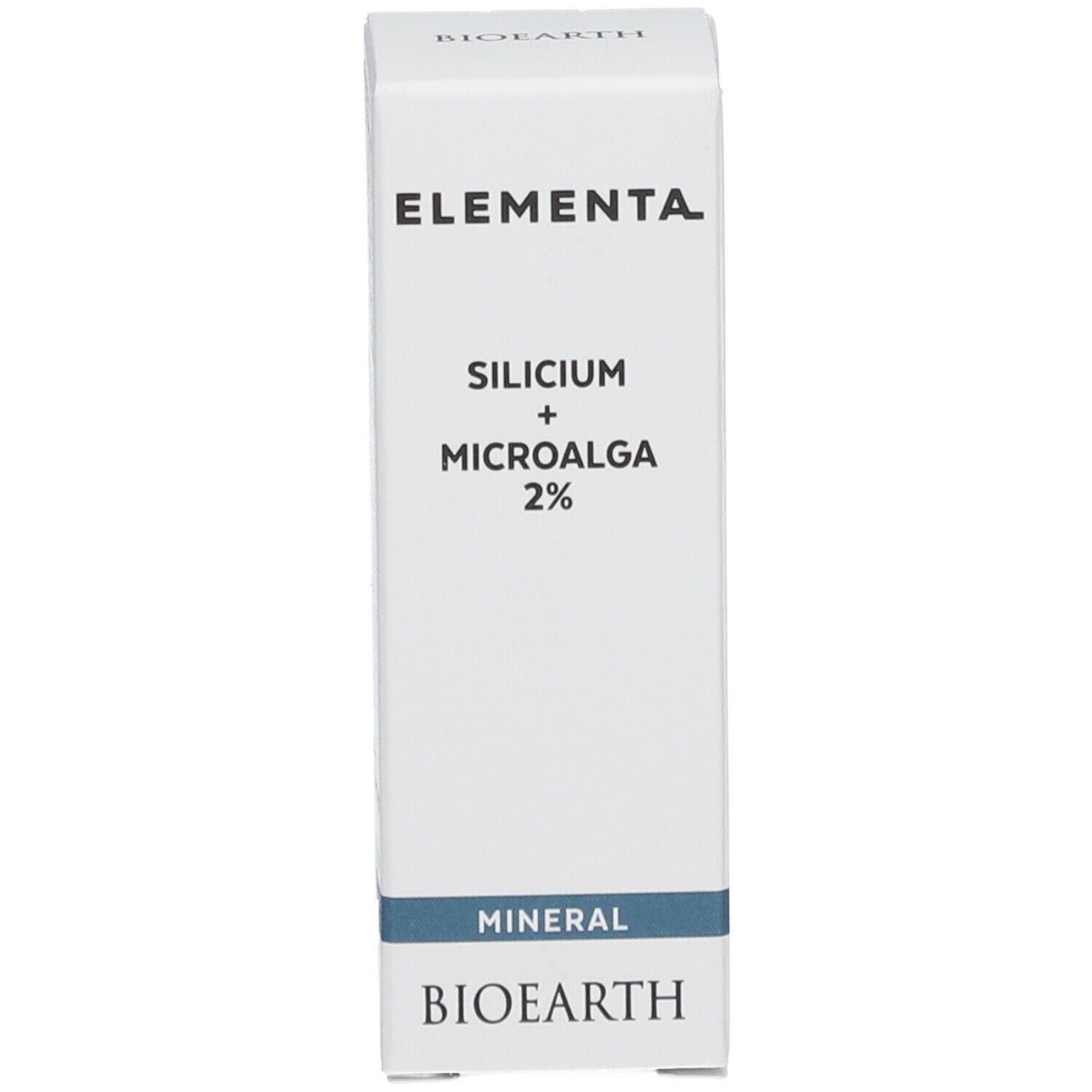 Witte productverpakking. Opschrift: Elementa Silicium + Microalga 2%. Mineral Bioearth.