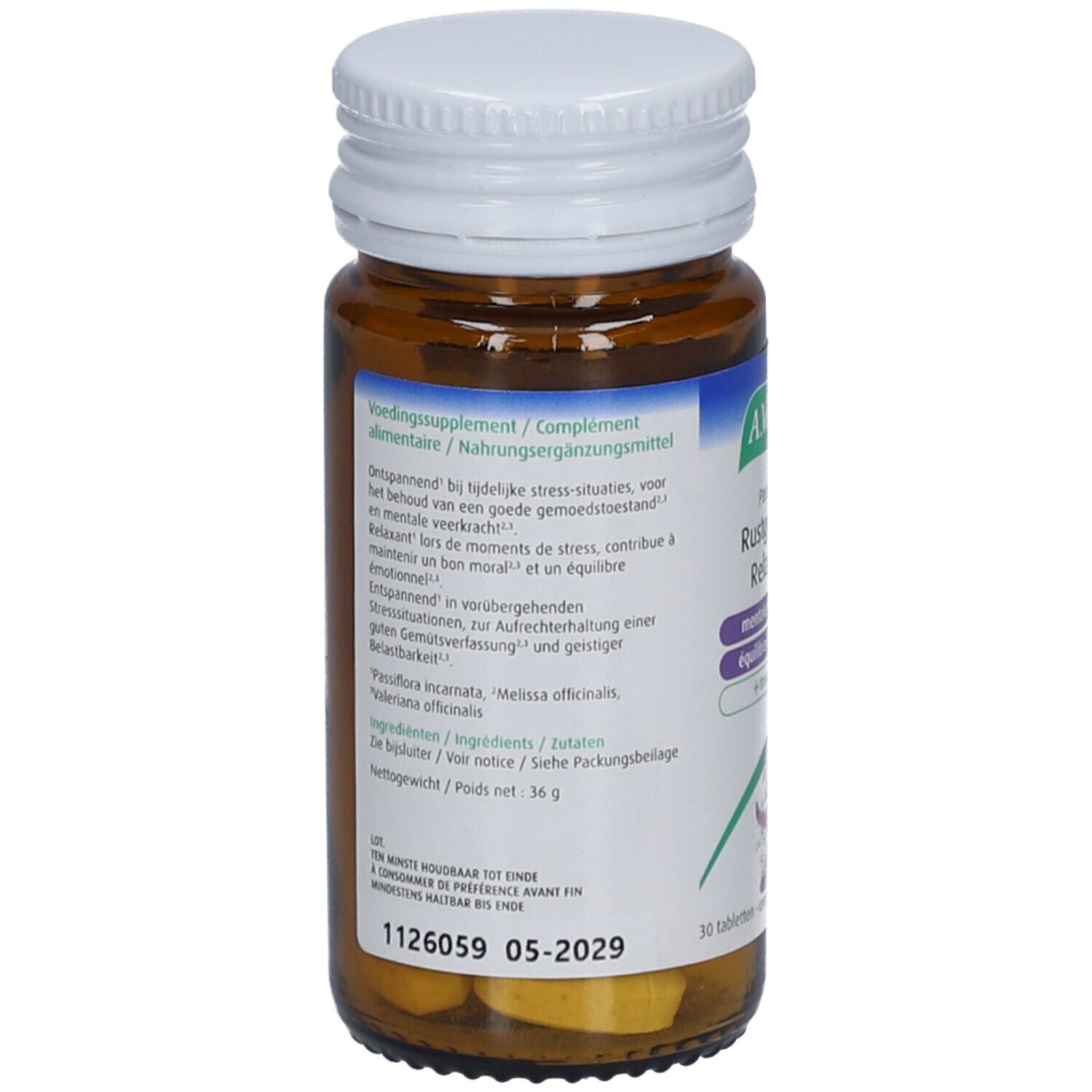Achterkant van de bruine glazen fles. Etiket met informatie over ingrediënten en gebruik. 30 tabletten.