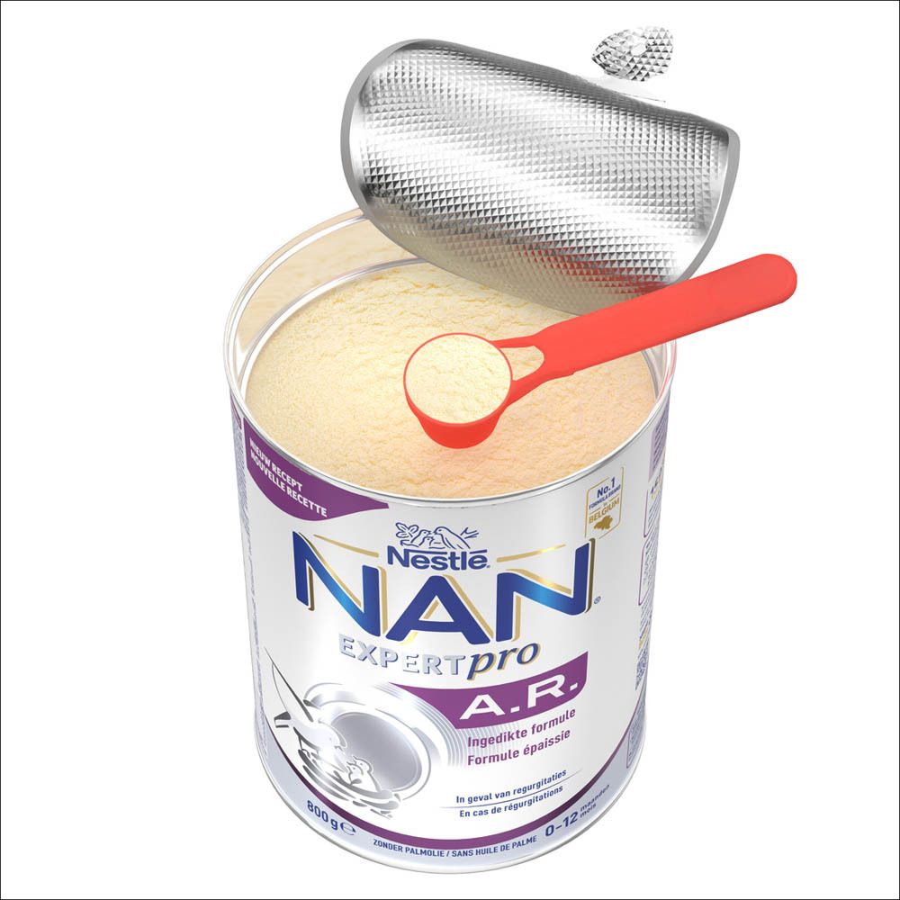 Boîte NAN ExpertPro A.R. ouverte avec poudre et cuillère doseuse. 800g.
