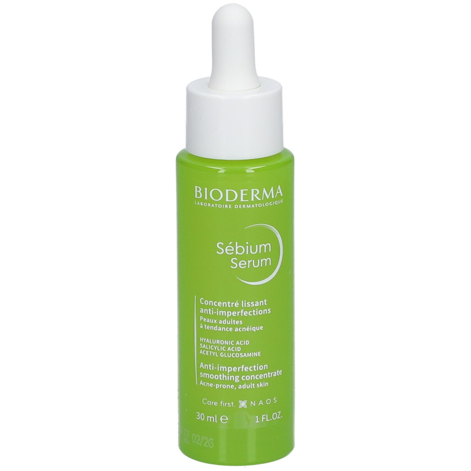 Flacon vert avec bouchon blanc et pipette. Inscription: Bioderma Sébium Serum. 30 ml.