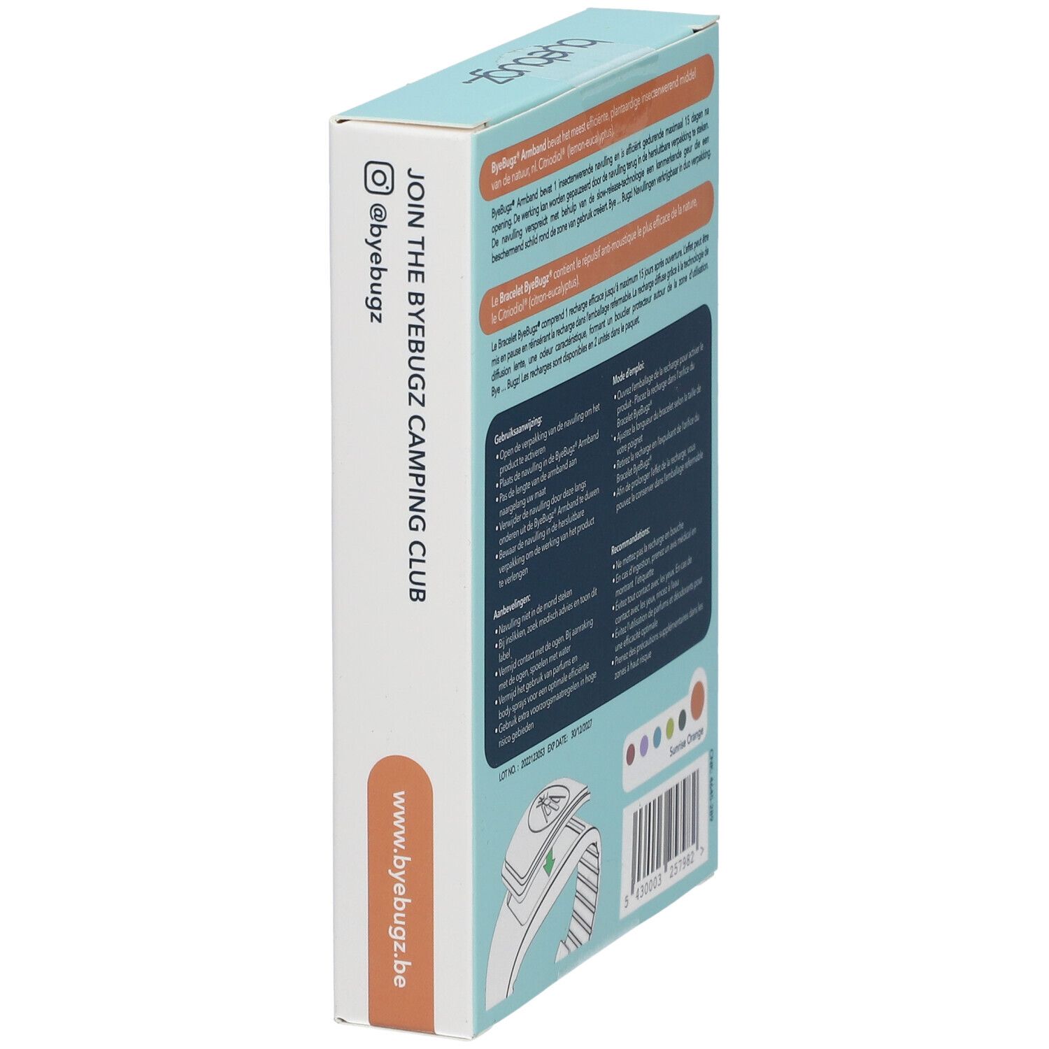 Verpakking met tekst en afbeelding van een armband. Opschrift: ByeBugz. Kleurenpalet: Sunrise Orange. Websiteadres en social media icoon.
