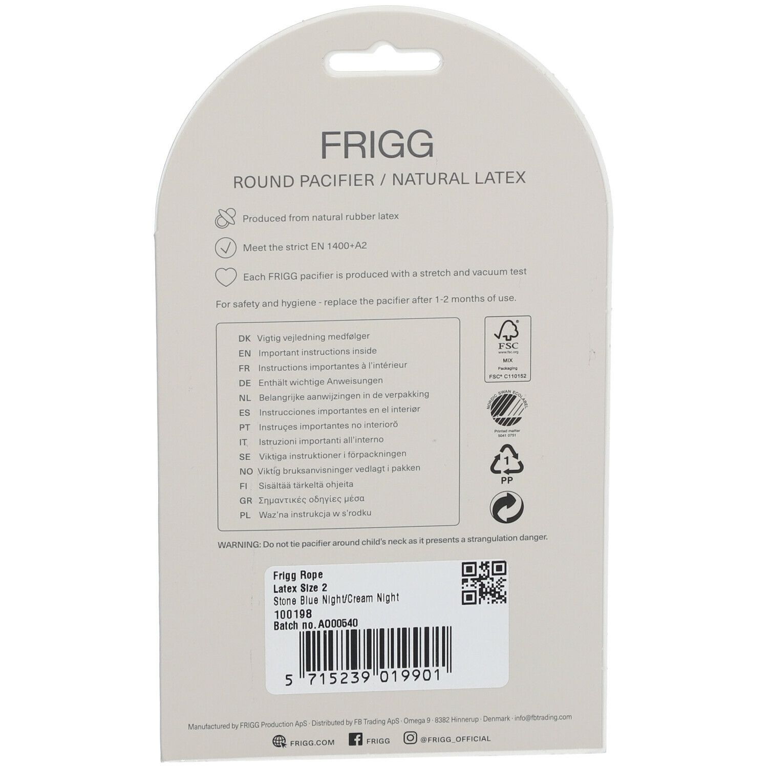Achterkant van de verpakking. FRIGG Rope Latex, maat 2. Tekst, symbolen, QR-code. Gemaakt van natuurlijk latex. FSC-label.