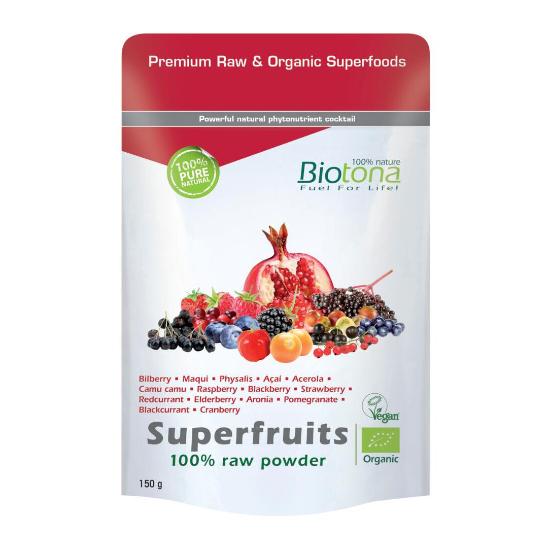 Zakje supervruchtenpoeder. Opschrift: Biotona, Superfruits, 100% raw powder. Illustratie van fruit. Labels: 100% Pure Natural, Vegan, Organic.