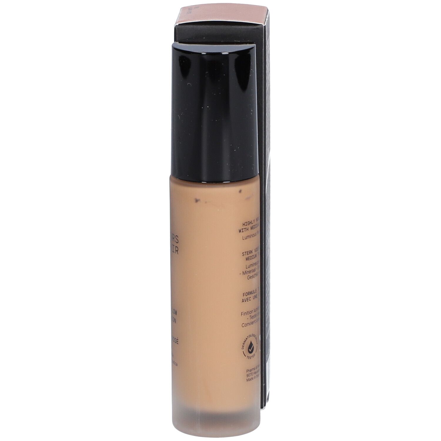 Flacon et emballage de fond de teint. Farben Von Schwarz Fusion Glow Foundation. Flacon avec bouchon noir.