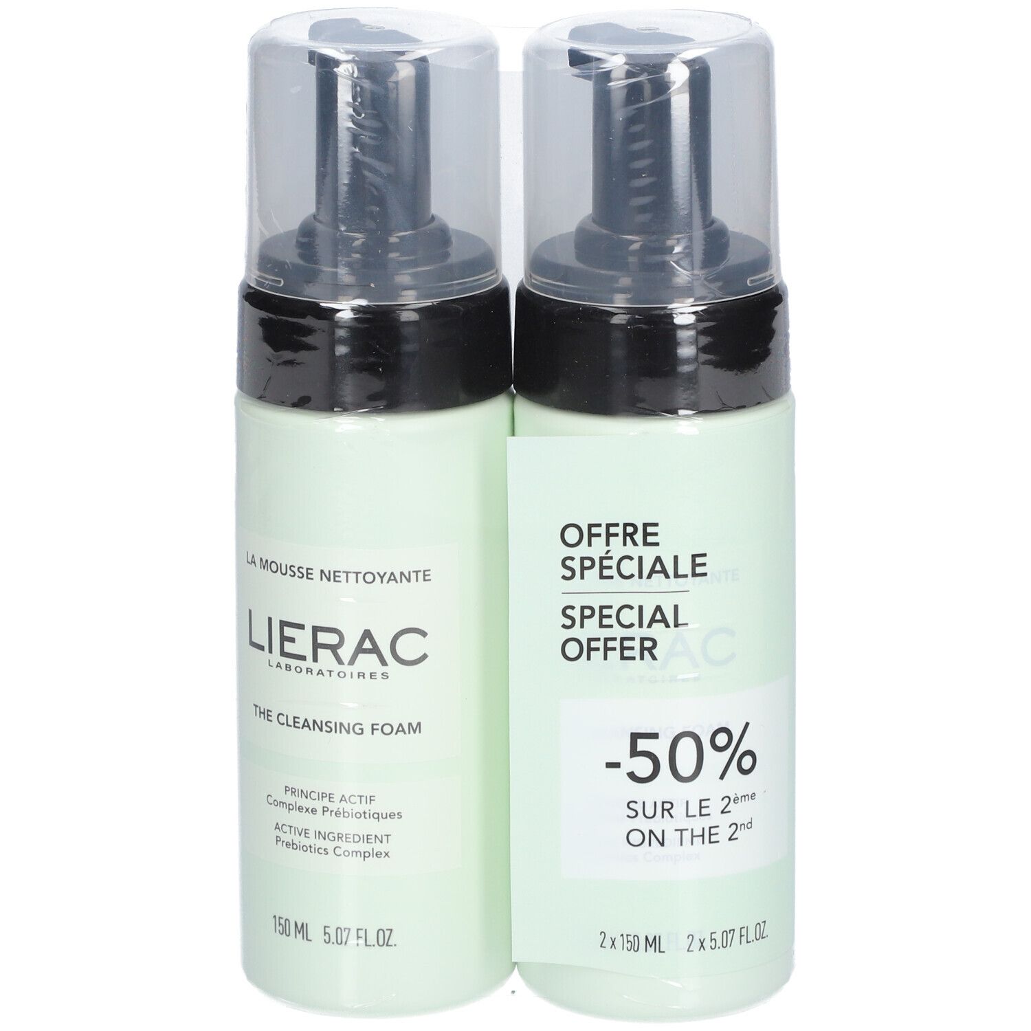 Deux flacons de Lierac La Mousse Nettoyante, vert clair, avec pompe noire. Étiquettes avec informations et promotion.