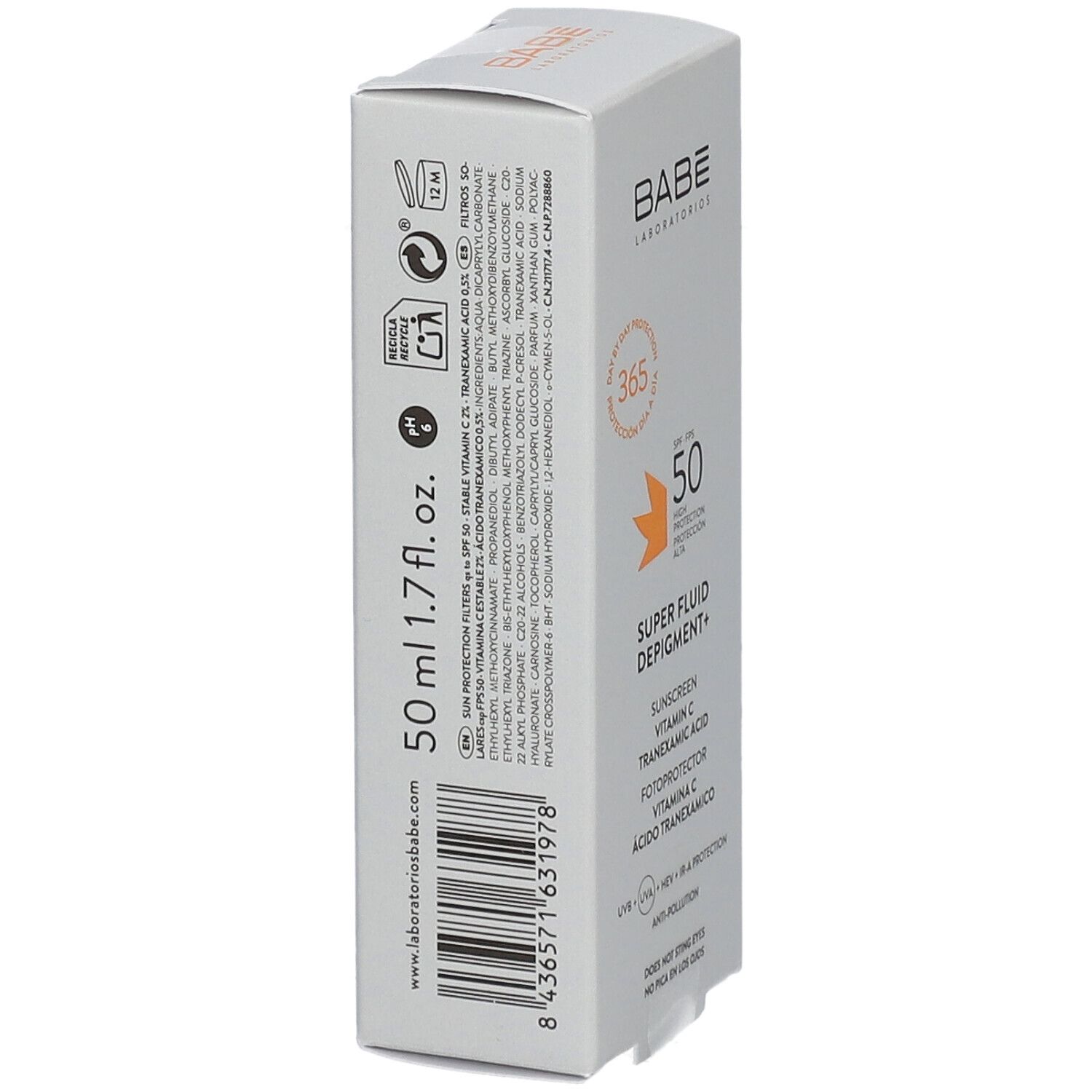 Boîte blanche BABE. Inscription: Super Fluid Depigment+, SPF 50. Contient vitamine C et acide tranexamique. 50 ml.