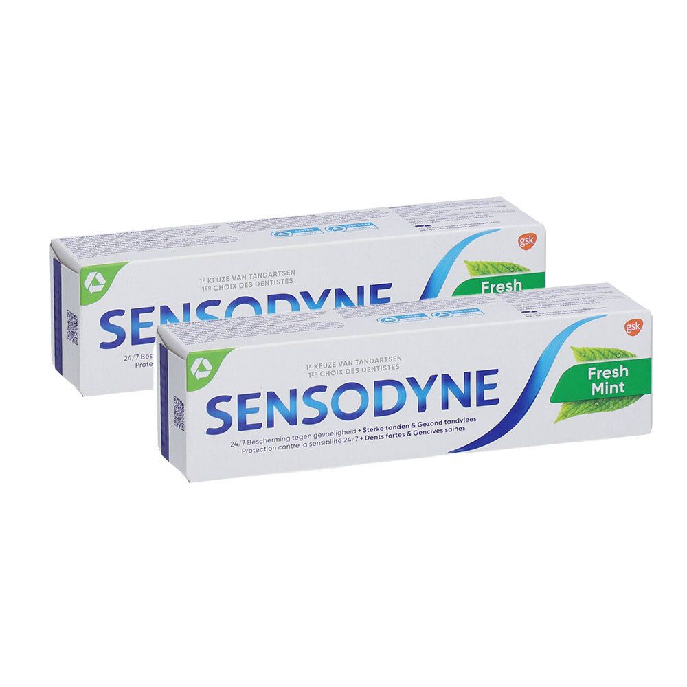 Deux boîtes de dentifrice. Blanc, avec logo bleu et feuilles vertes. Inscription : Sensodyne, Fresh Mint.