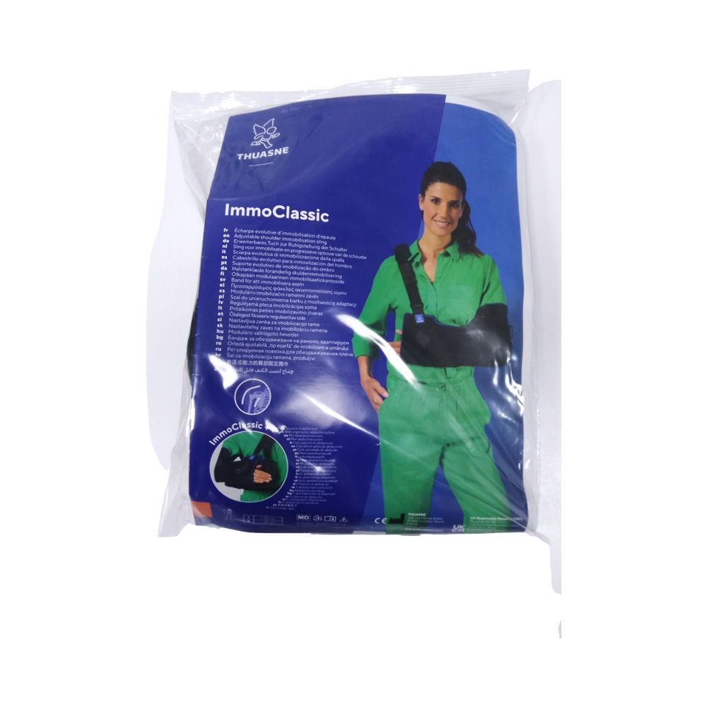 Schultergelenksorthese in Plastikverpackung. Aufdruck: Thuasne, ImmoClassic. Abbildung einer Person mit Orthese.