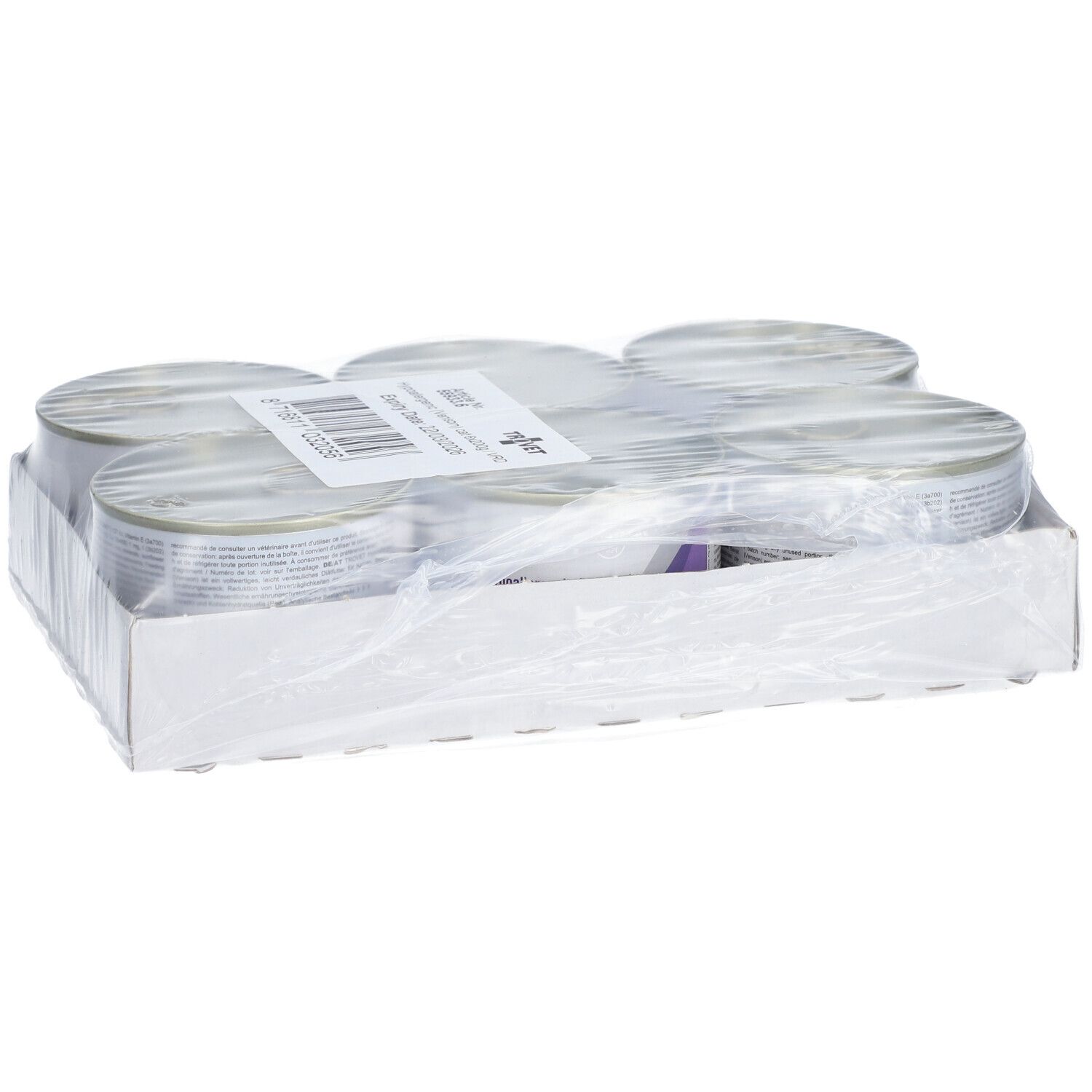 Zes blikken diervoeding in een witte verpakking, verpakt in plastic folie. Barcode en tekst aan de bovenkant.
