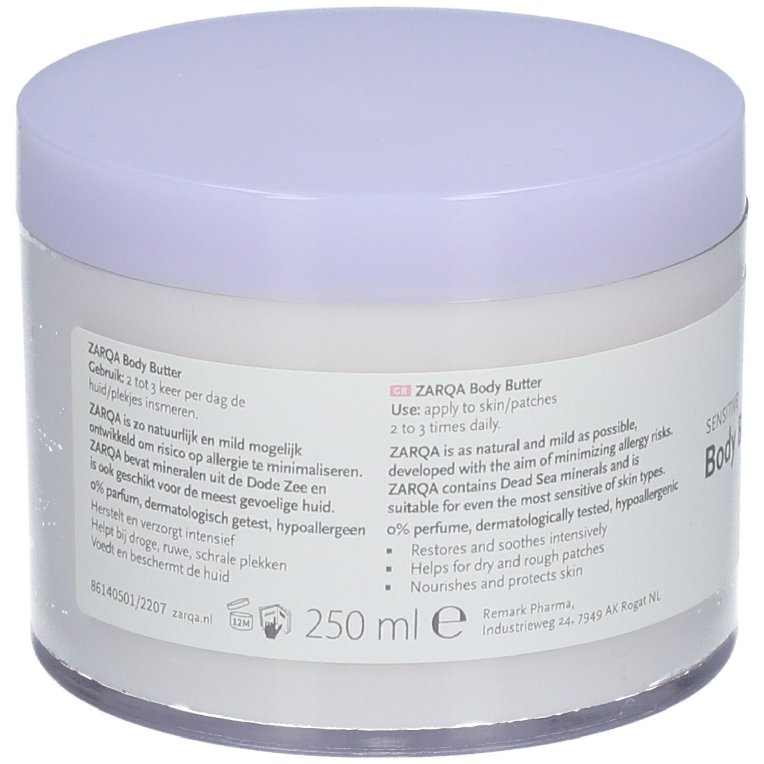 Achterkant van de ZARQA Sensitive Body Butter pot. Tekst in meerdere talen. 250 ml. Vegan, 0% parfum, hypoallergeen.