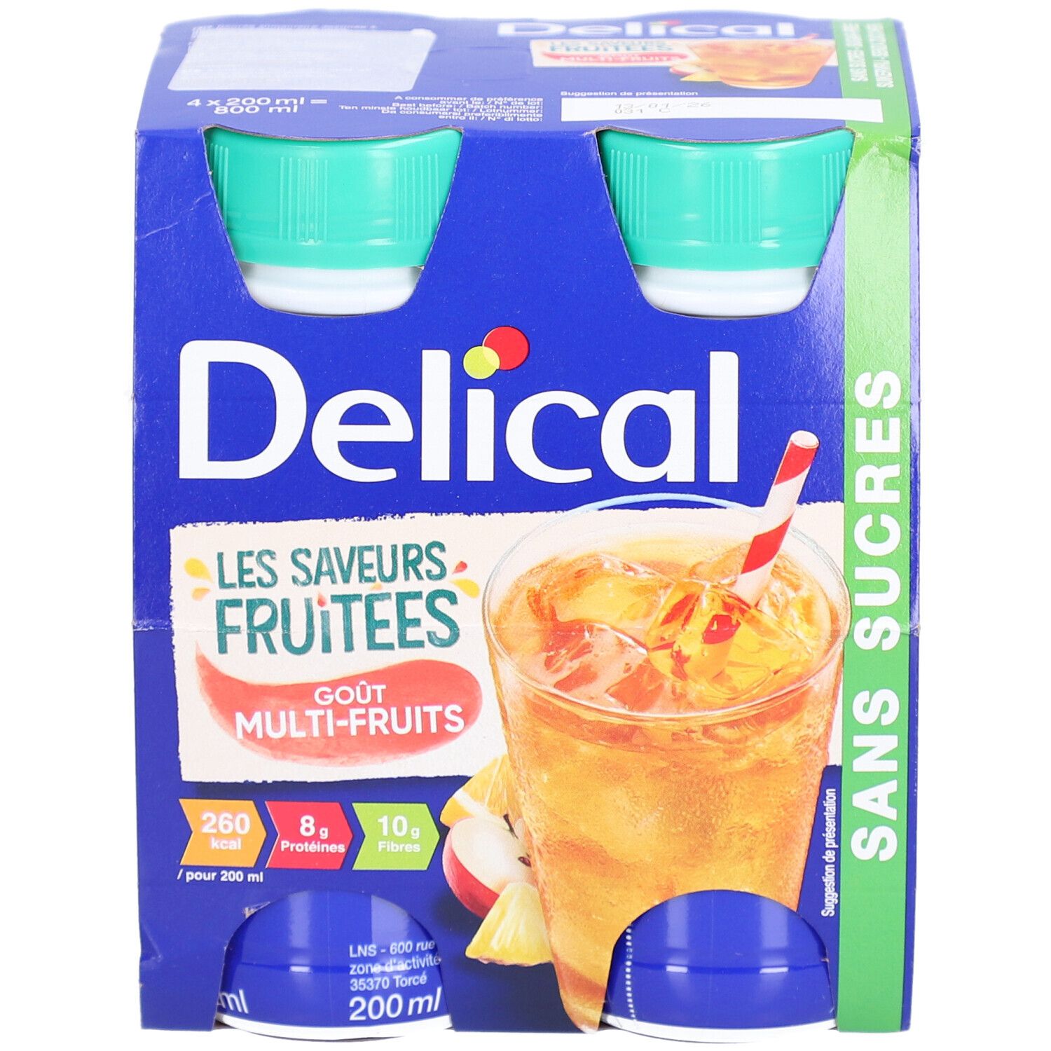 Packung mit 4 Flaschen Delical. Blaue Verpackung mit Produktabbildung. Aufschrift: Les Saveurs Fruitees, Goût Multi-Fruits, Sans Sucres.