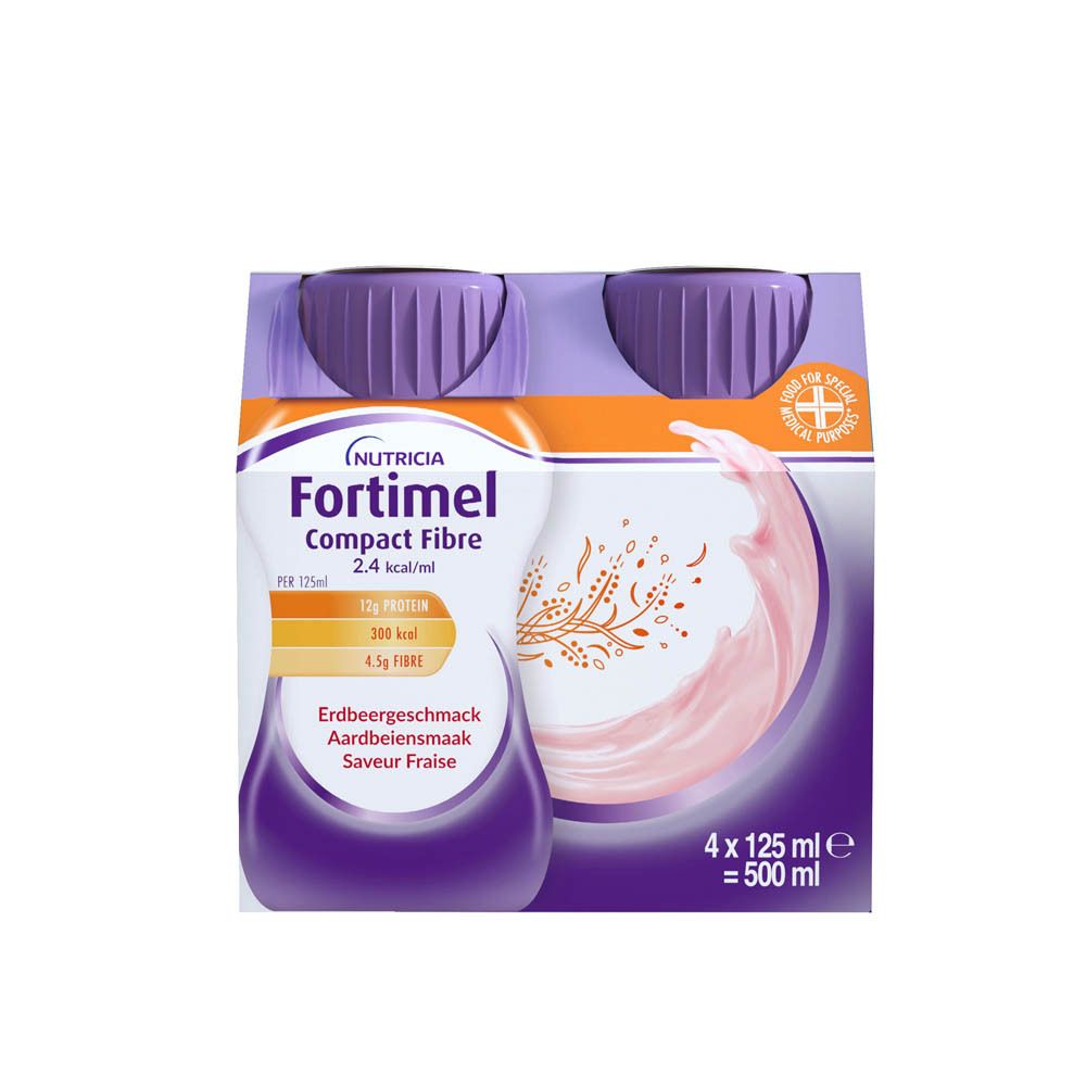 Bouteilles Fortimel Compact Fibre, saveur fraise, en emballage. Marque Nutricia.