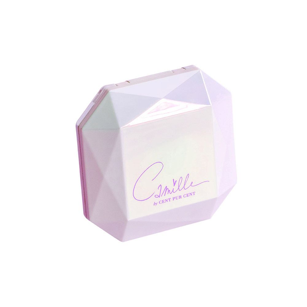 Gesloten diamantvormige compact met de tekst "Camille" en "by CENT PUR CENT".
