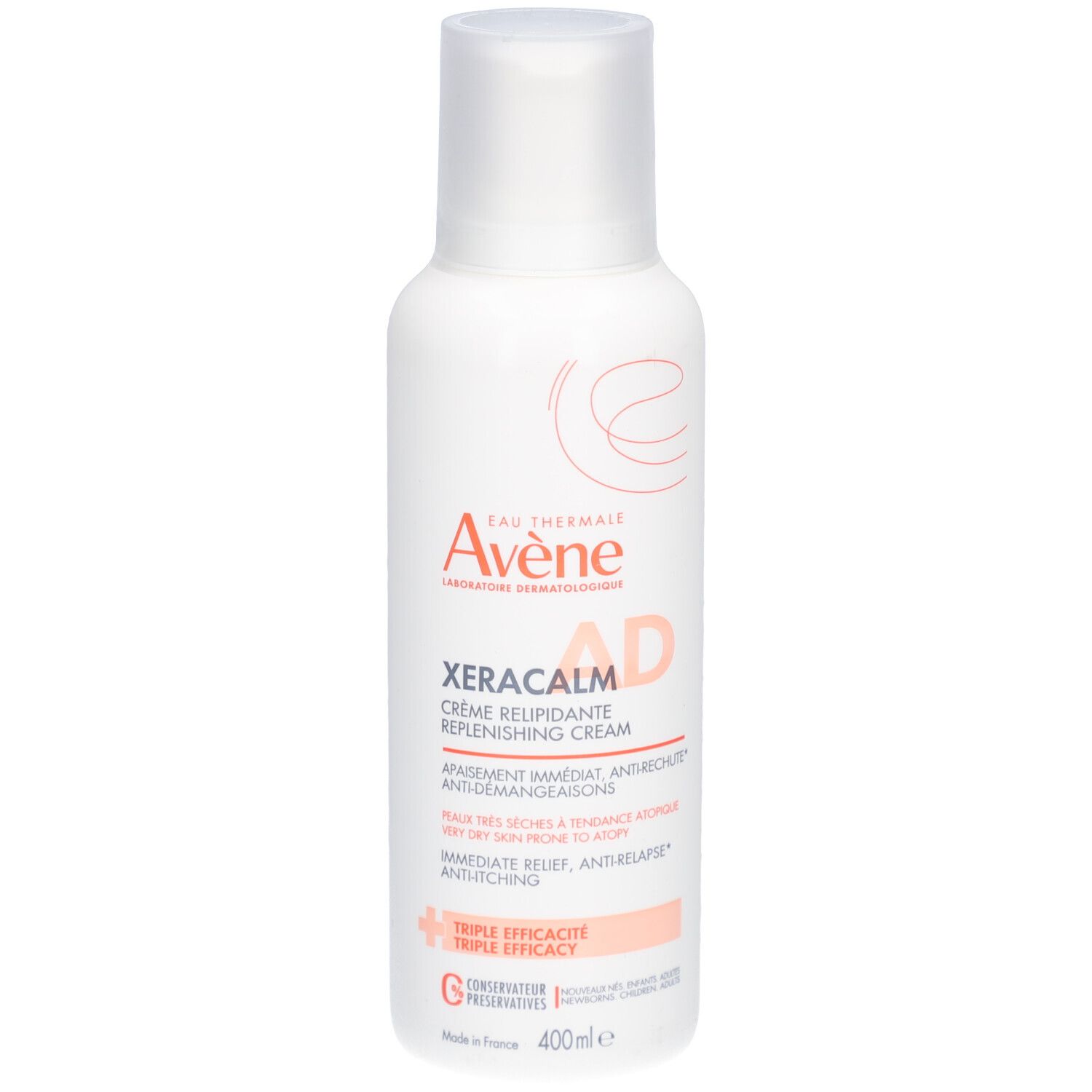 Weiße Flasche mit Avène XeraCalm A.D. Creme. Text: Creme, sofortige Linderung, 400ml.