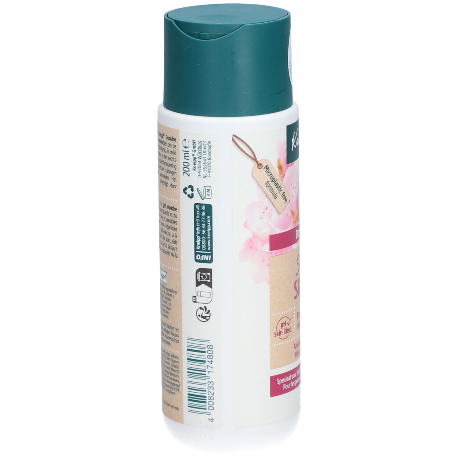 Dos de la bouteille Kneipp Douche Soft Skin. Texte, code-barres, symboles de recyclage et ingrédients. 200 ml. Sans microplastiques.
