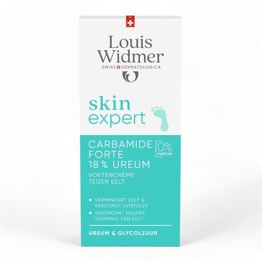 Boîte avec informations produit. Texte: Skin Expert Carbamide Forte 18% Urée. Crème pour les pieds anti-callosités.