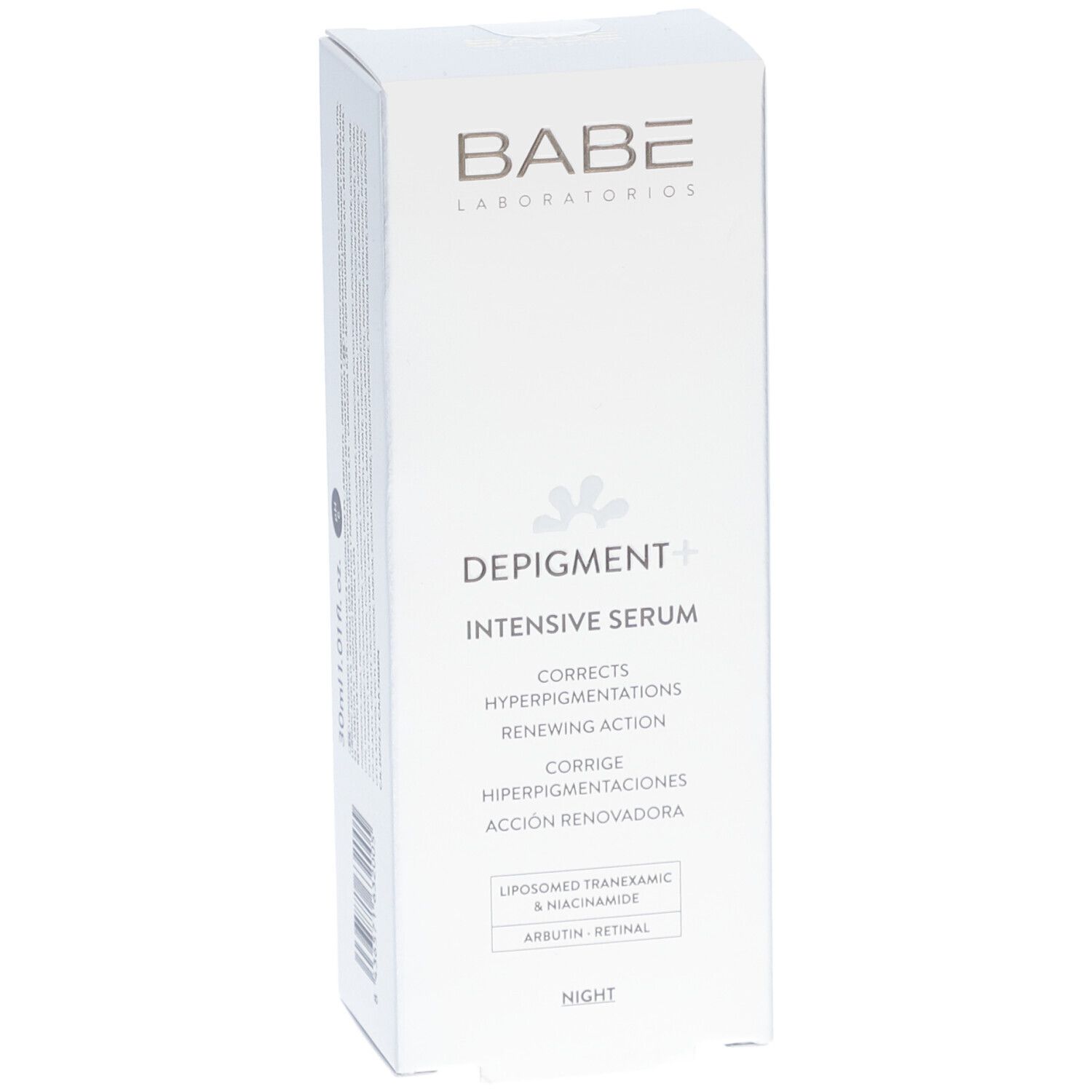 Emballage blanc avec logo BABÉ et inscription Depigment+ Intensive Serum. Corrige l'hyperpigmentation. Nuit.